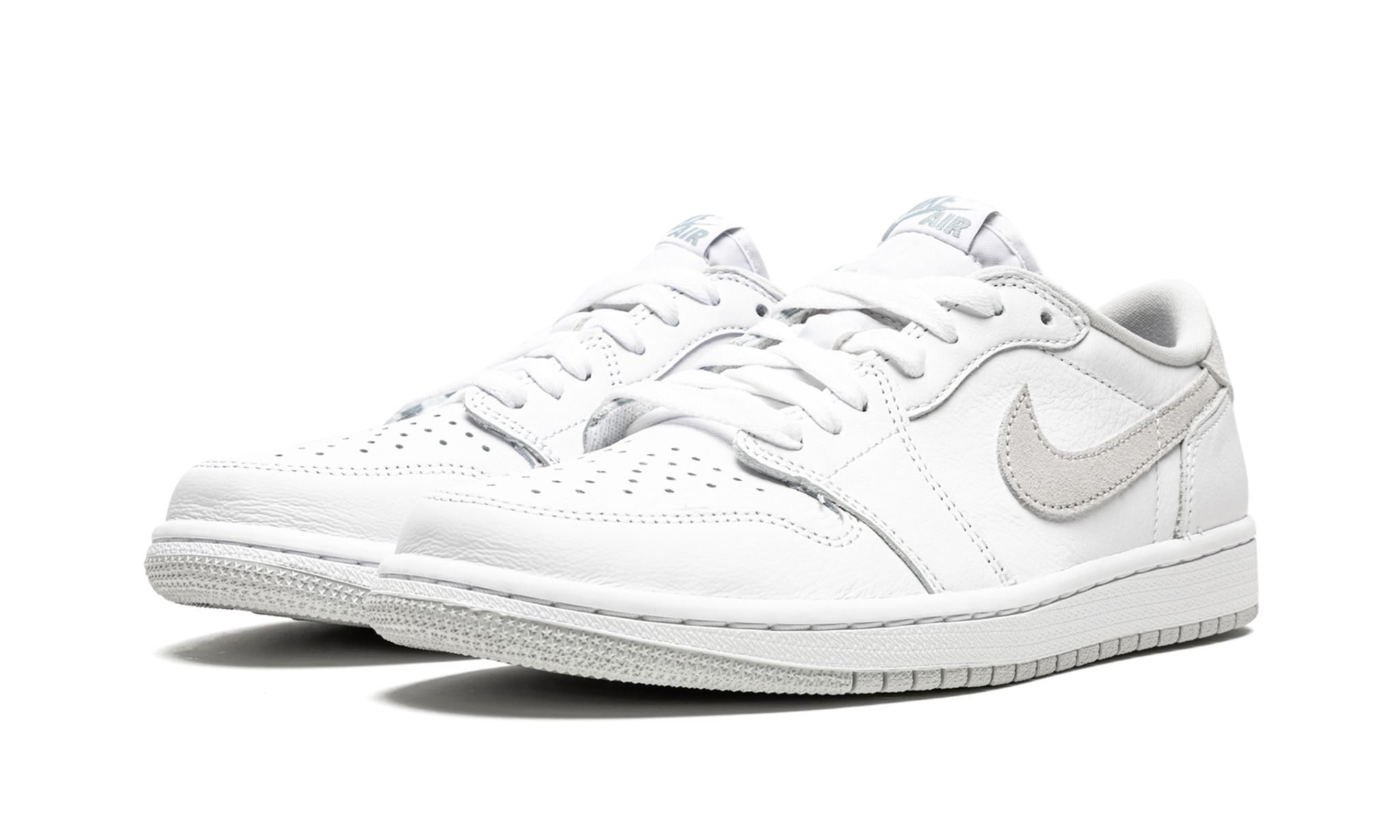 Air Jordan 1 Retro Low OG Neutral Grey 2021