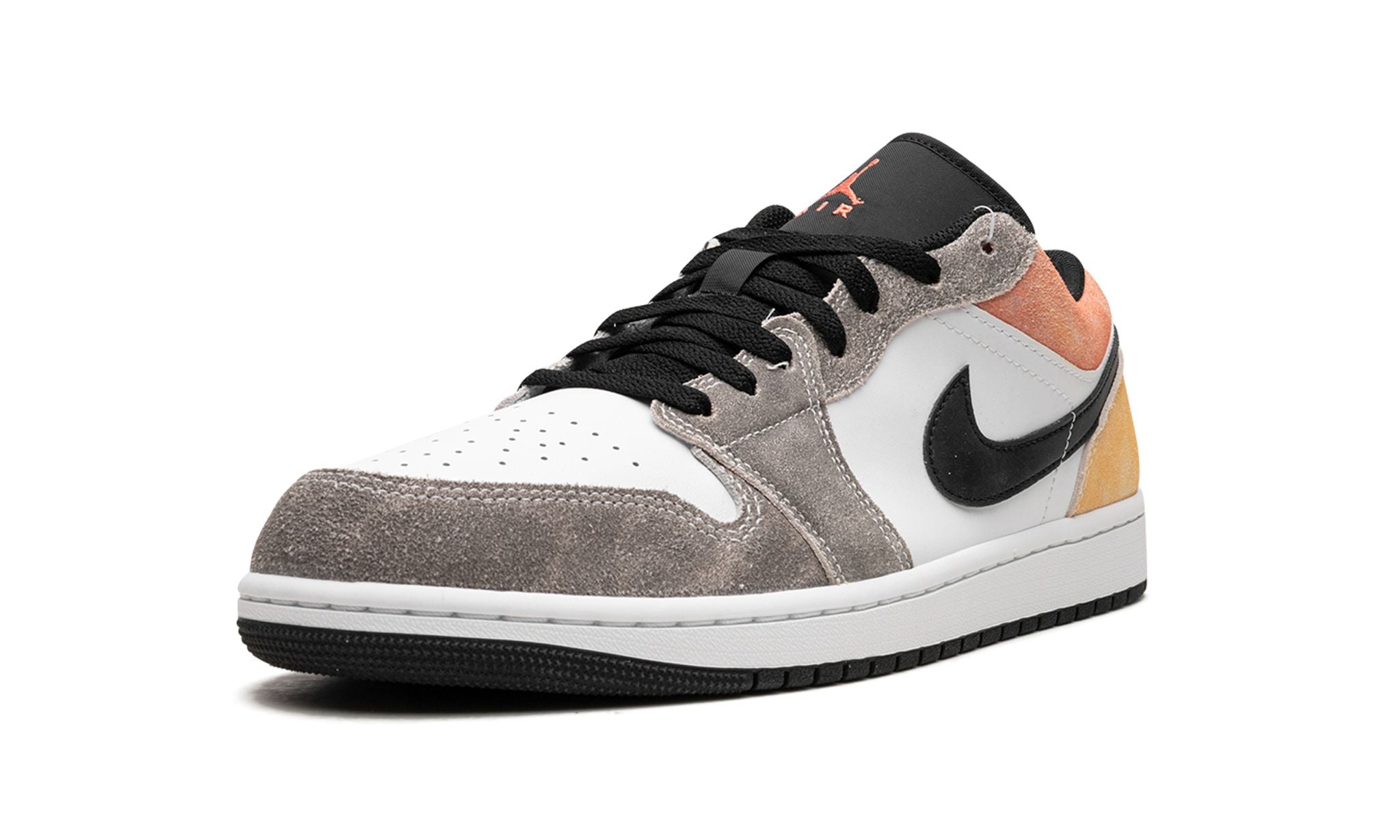 Air Jordan 1 Low SE Flight Club