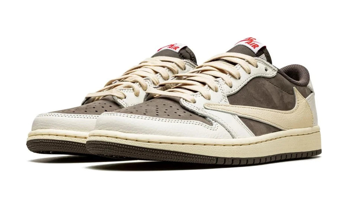 Air Jordan 1 Low Retro OG x Travis Scott Reverse Mocha