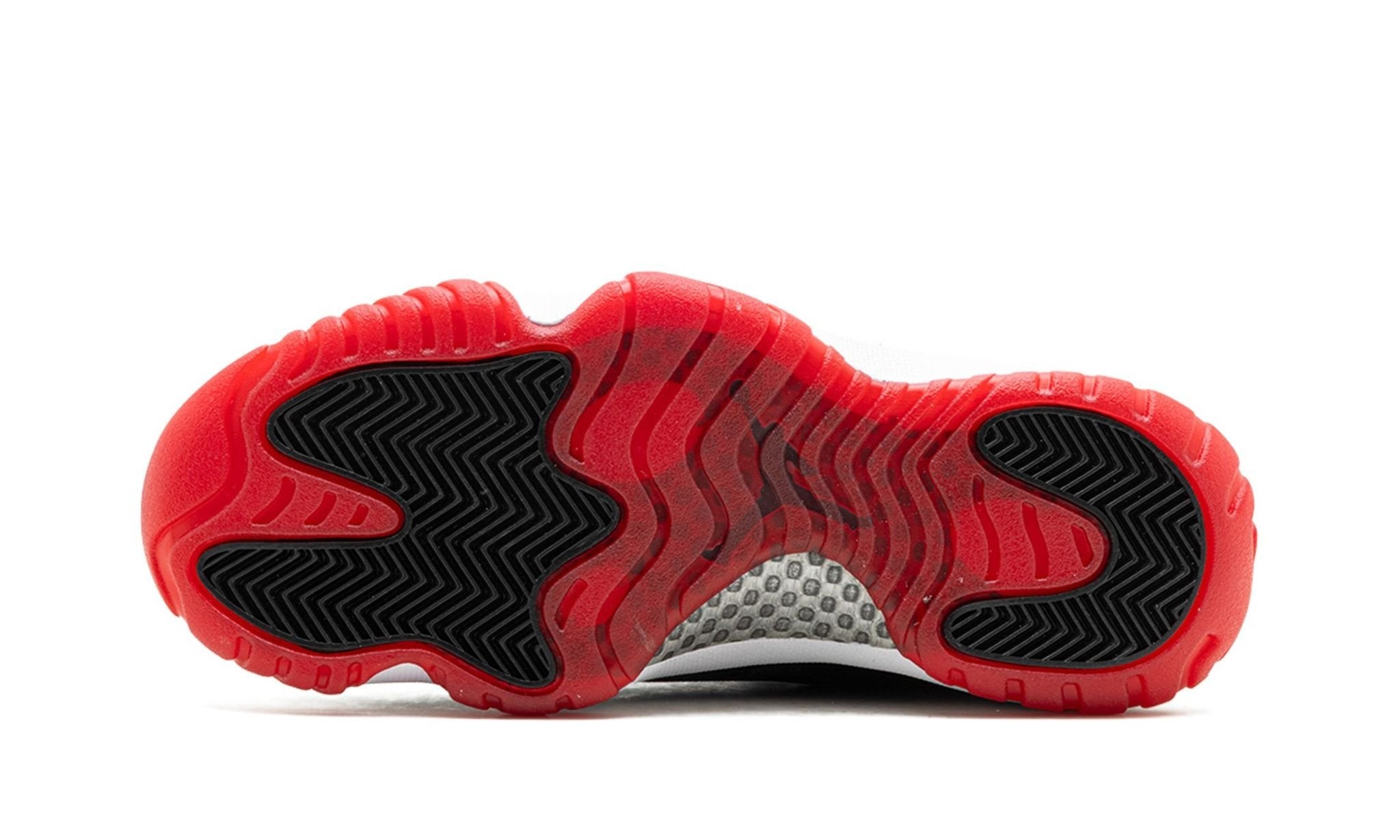 Wmns Air Jordan 11 Retro 'Bred Velvet'