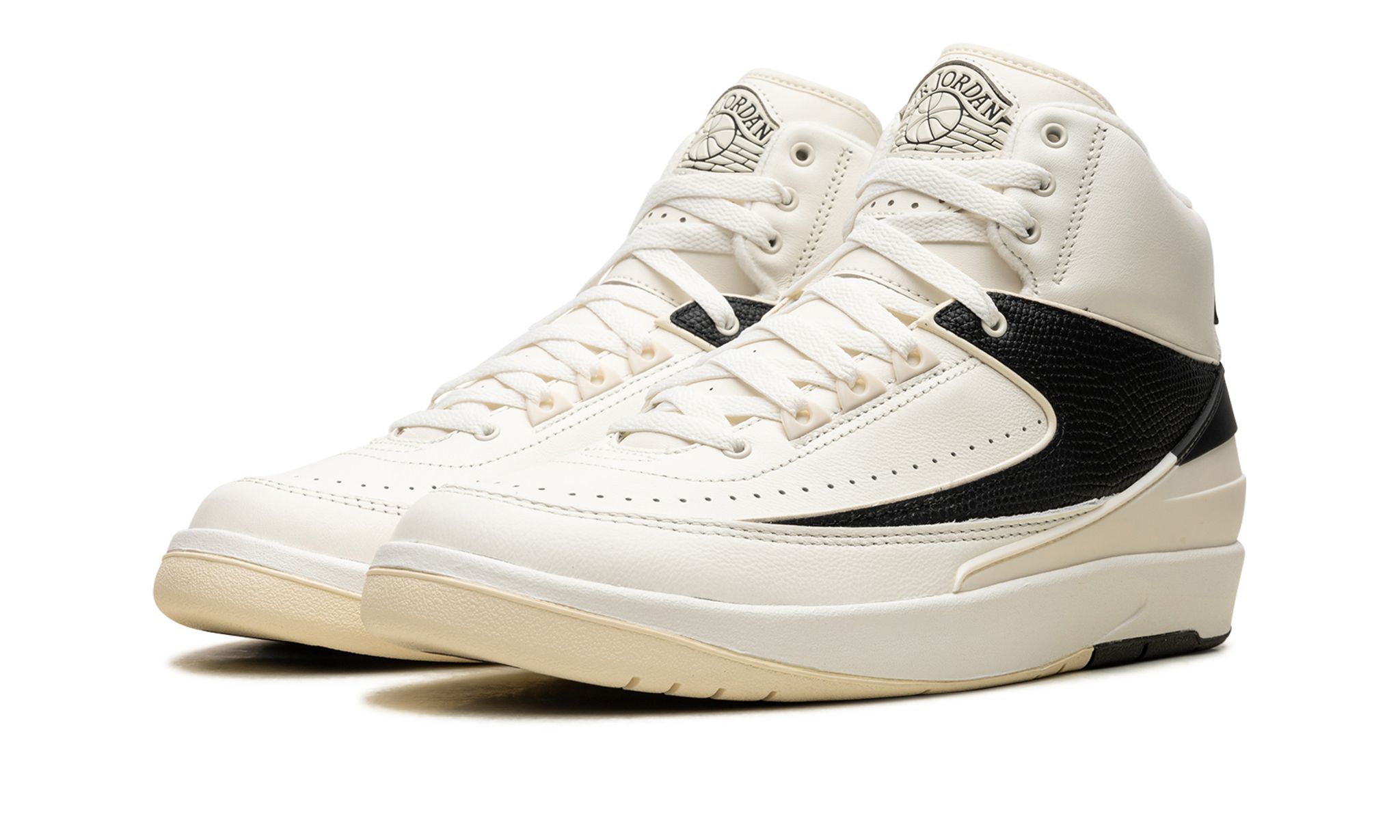 Wmns Air Jordan 2 Retro 'Sail Black'
