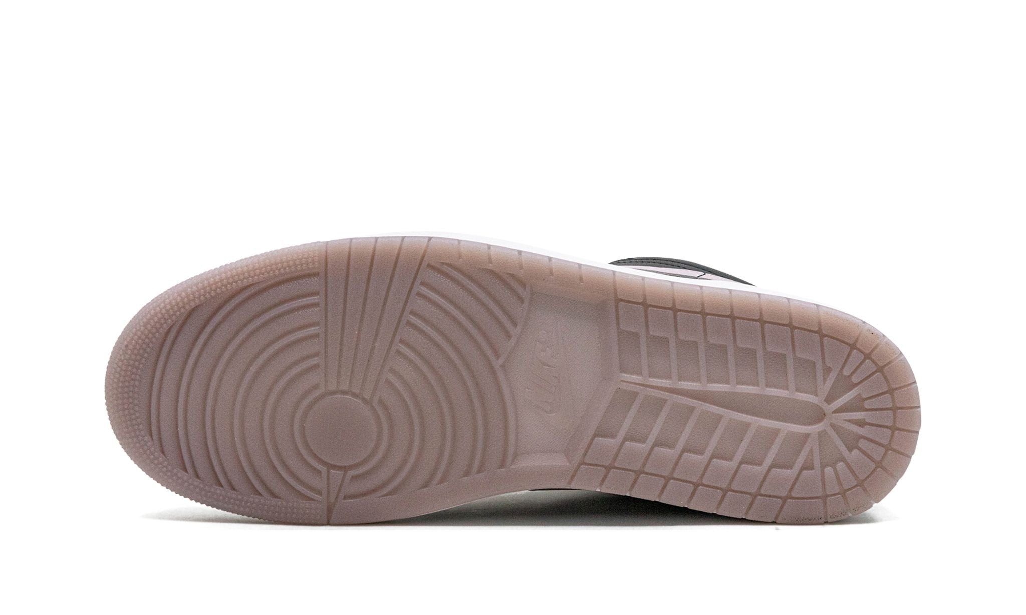 Air Jordan 1 Low SE Black Iced Lilac