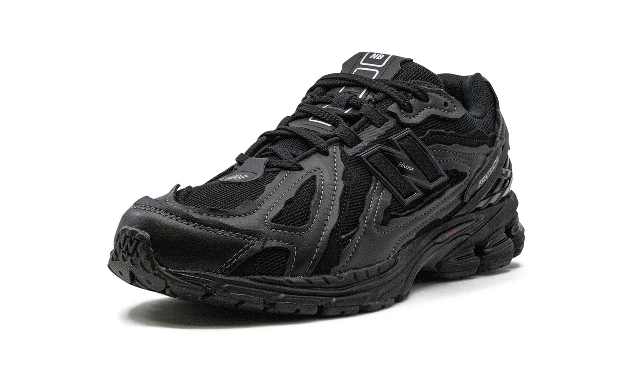 1906D 'Protection Pack - Triple Black'
