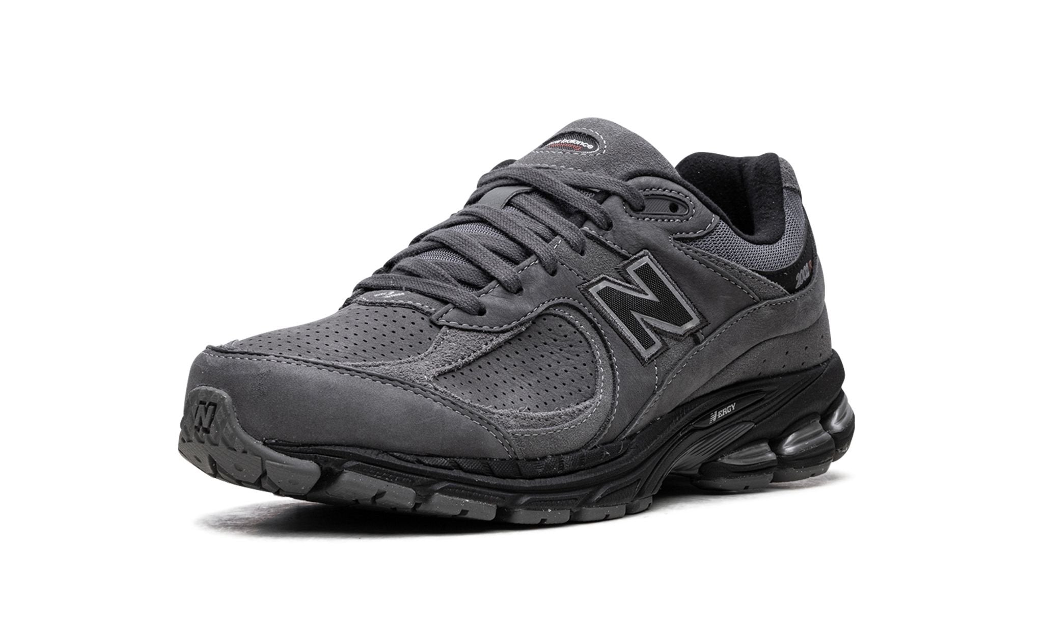 2002R 'Castlerock Black'