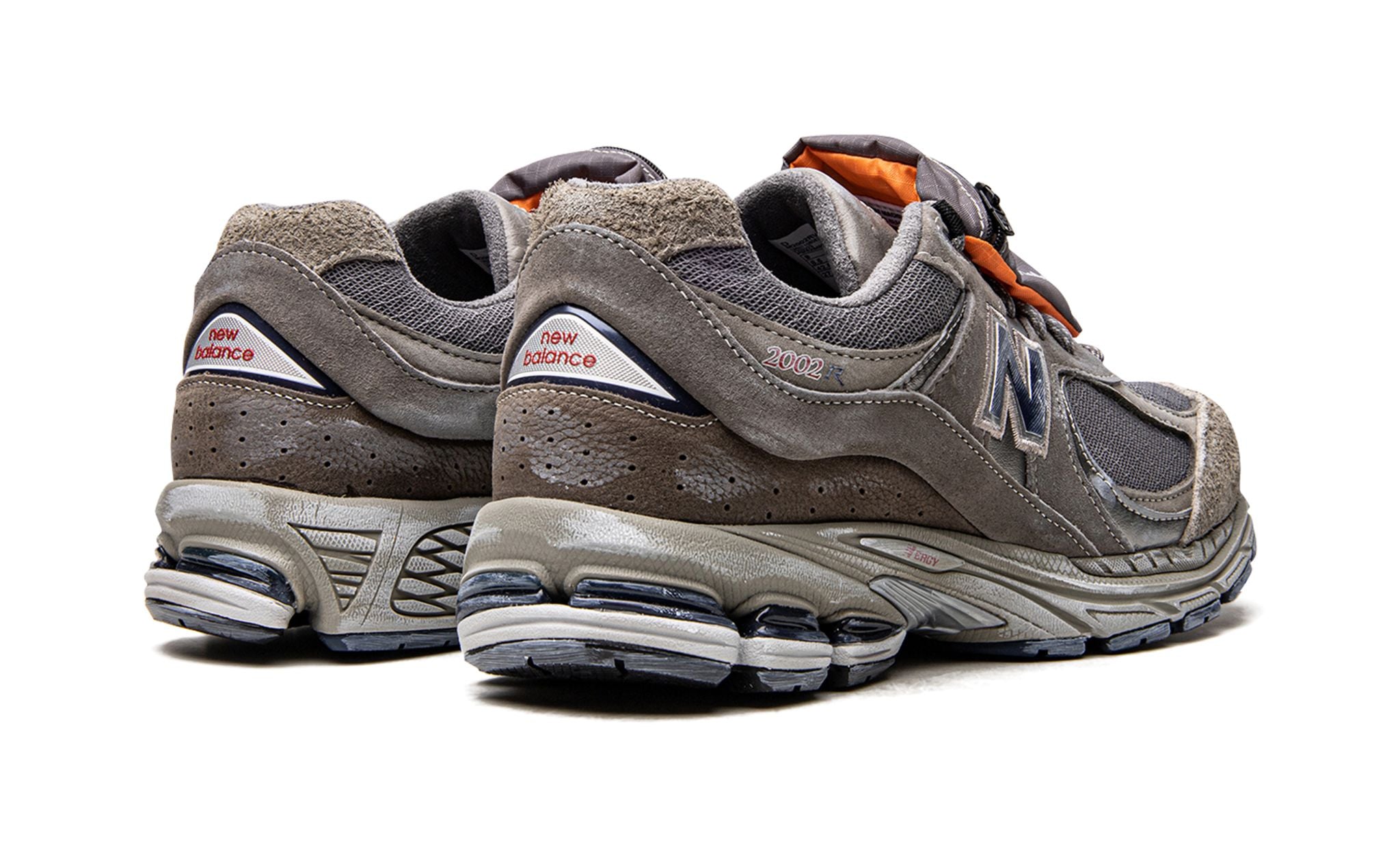 2002R 'Pouch - Castle Grey'