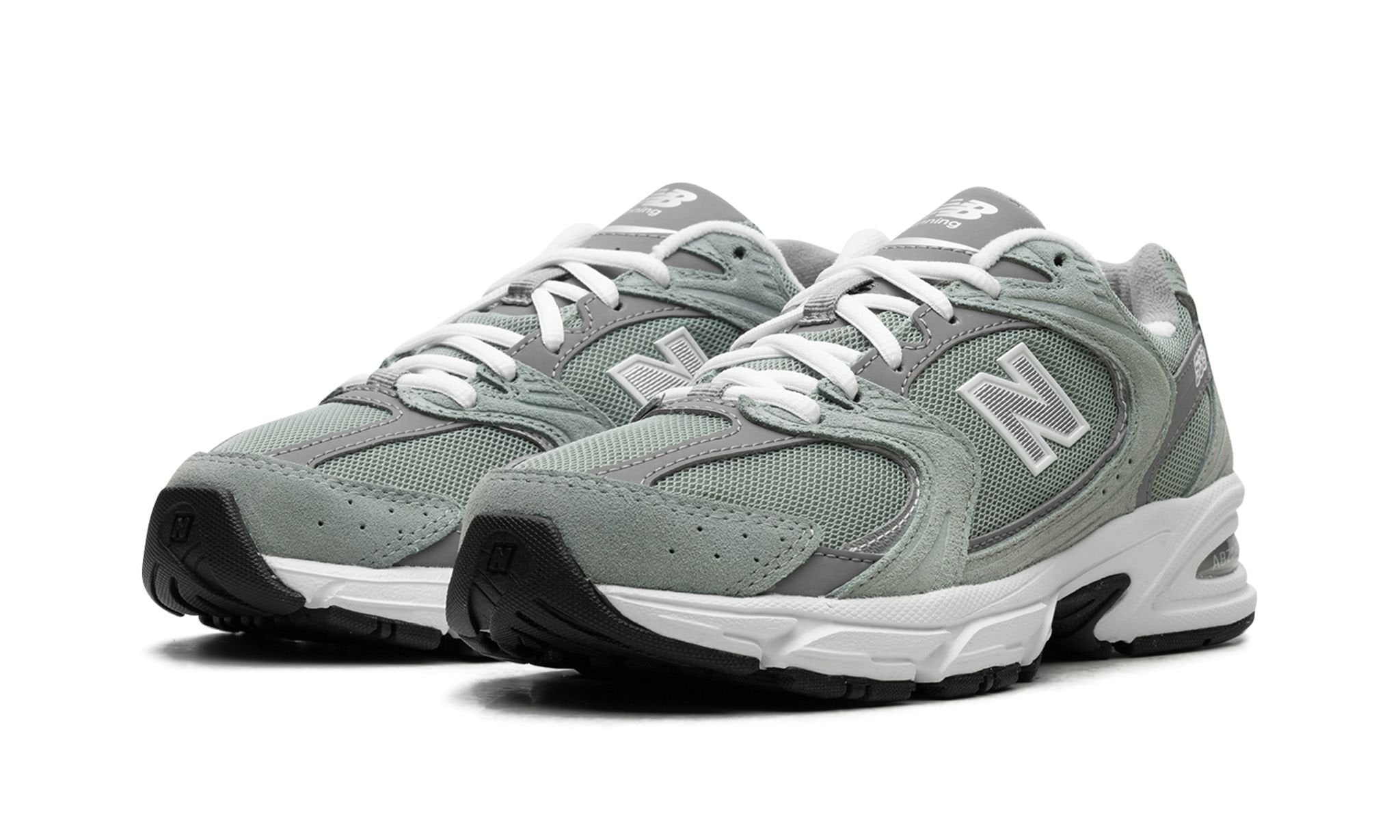530 'Juniper Shadow Grey'