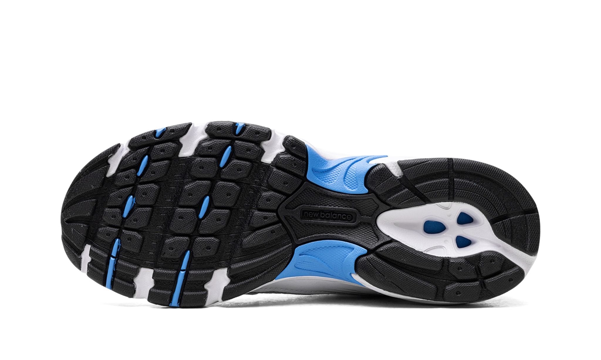 530 'White Sky Blue'