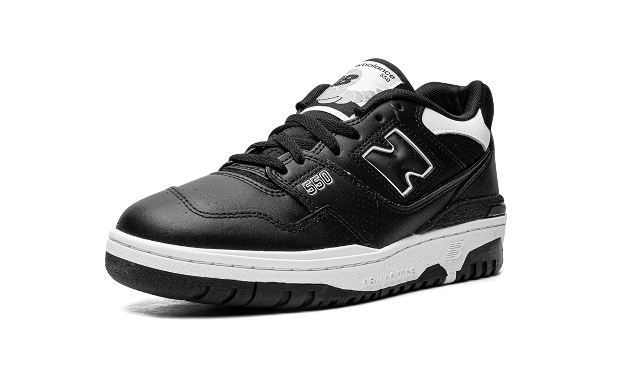 550 'Black White'