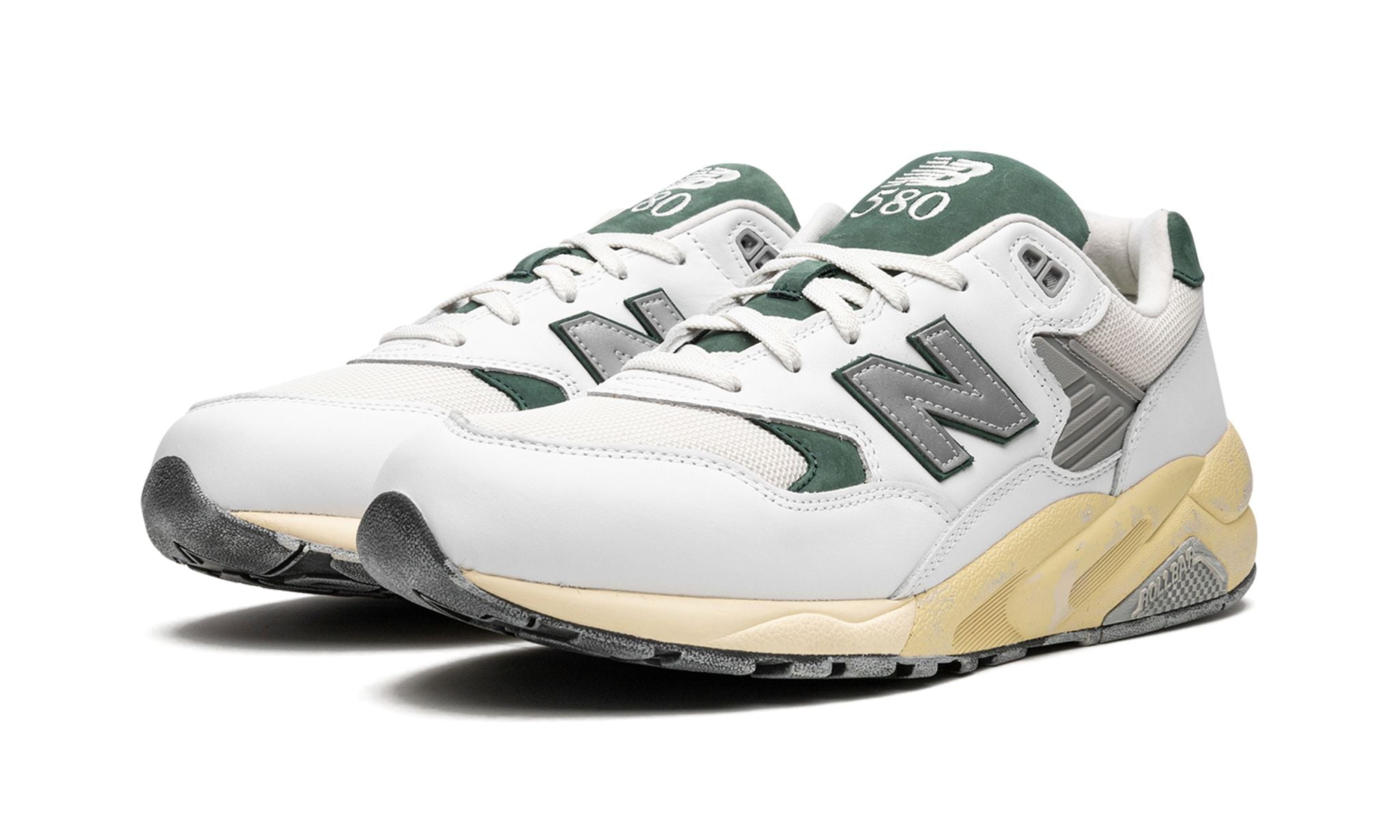 580 'White Nightwatch Green'