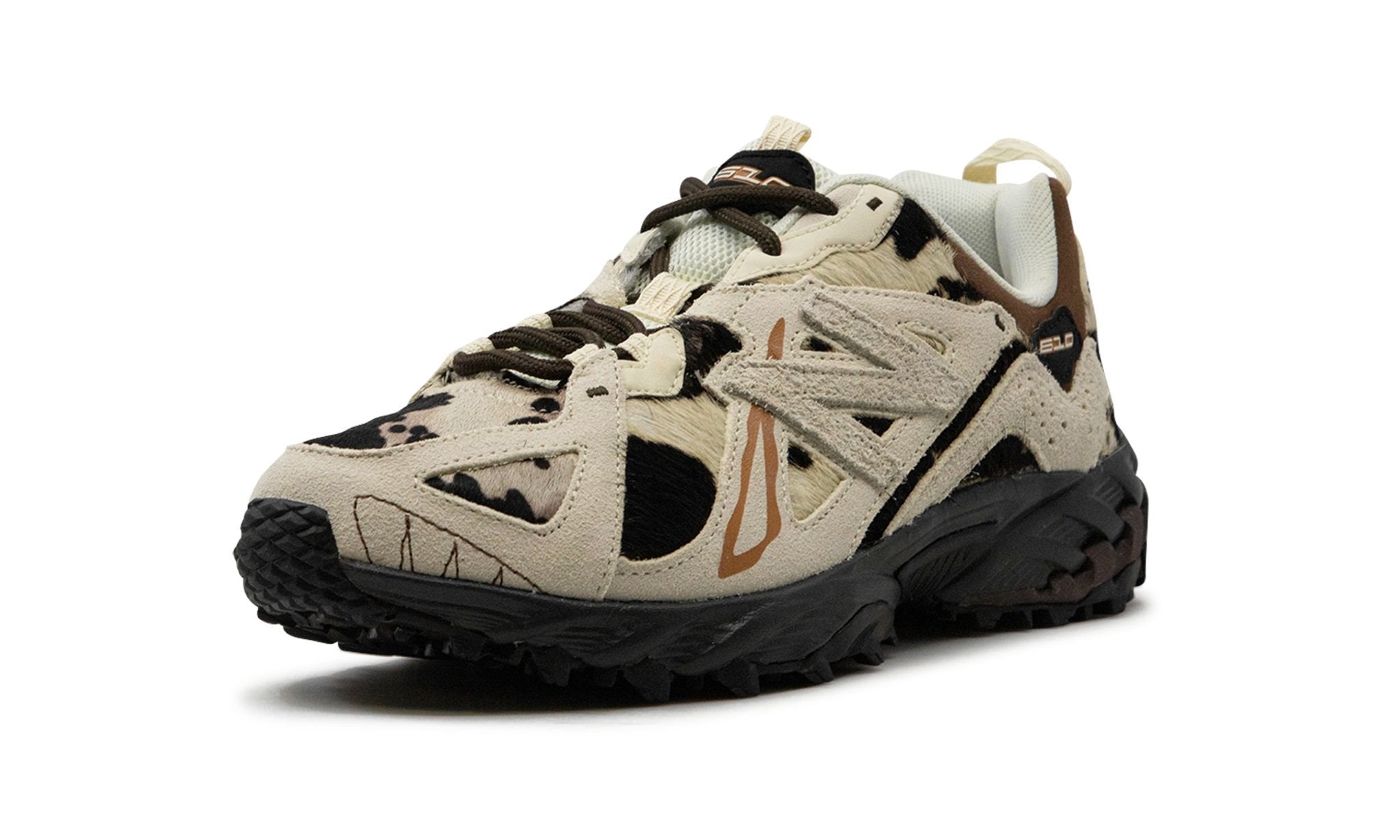 610v1 'Cow Print'