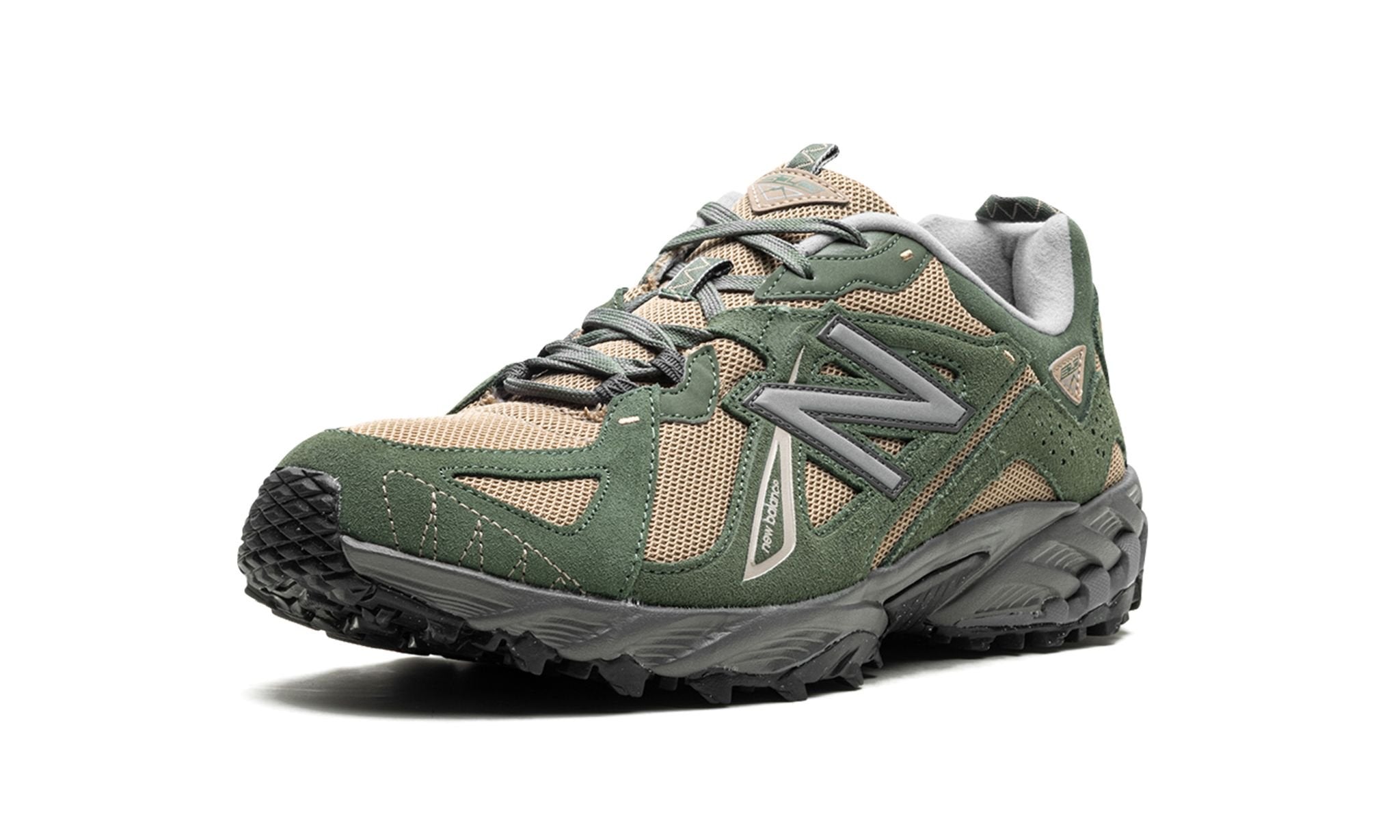 610 'Deep Olive Green'