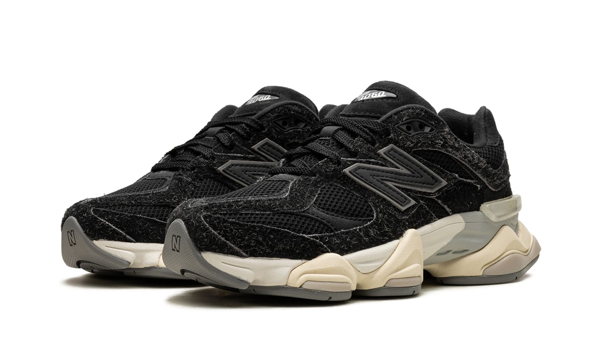 9060 'Suede Pack - Black'