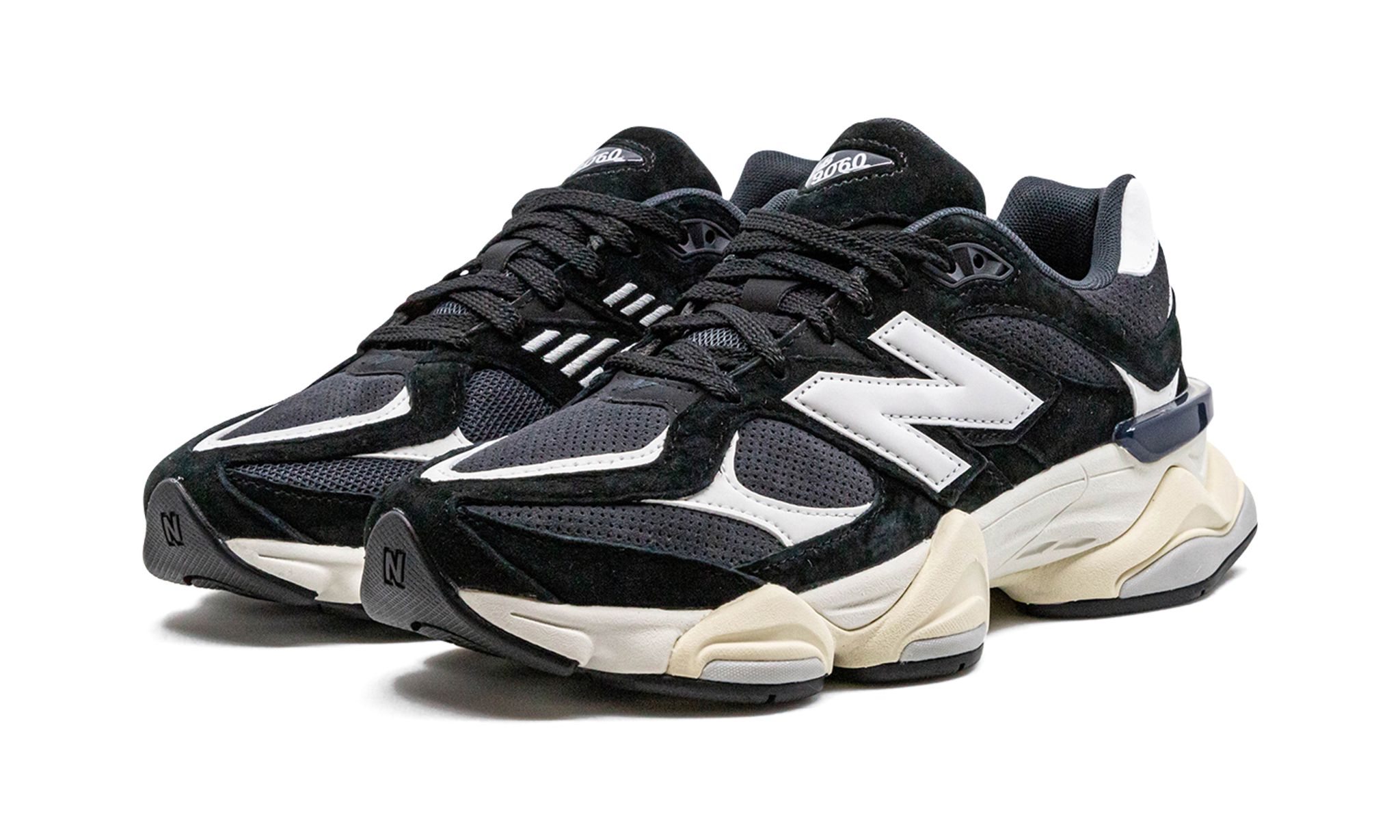 9060 'Black White'