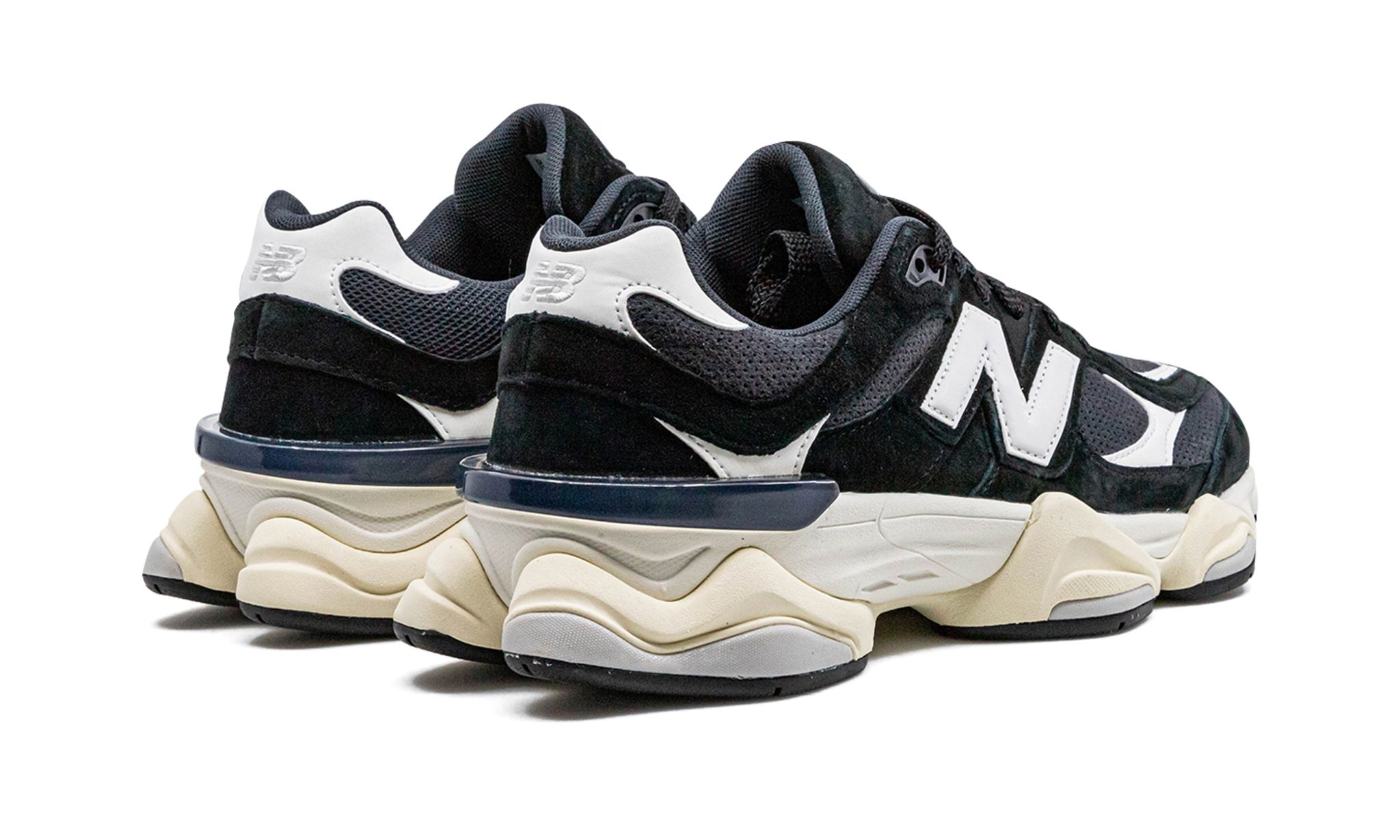 9060 'Black White'
