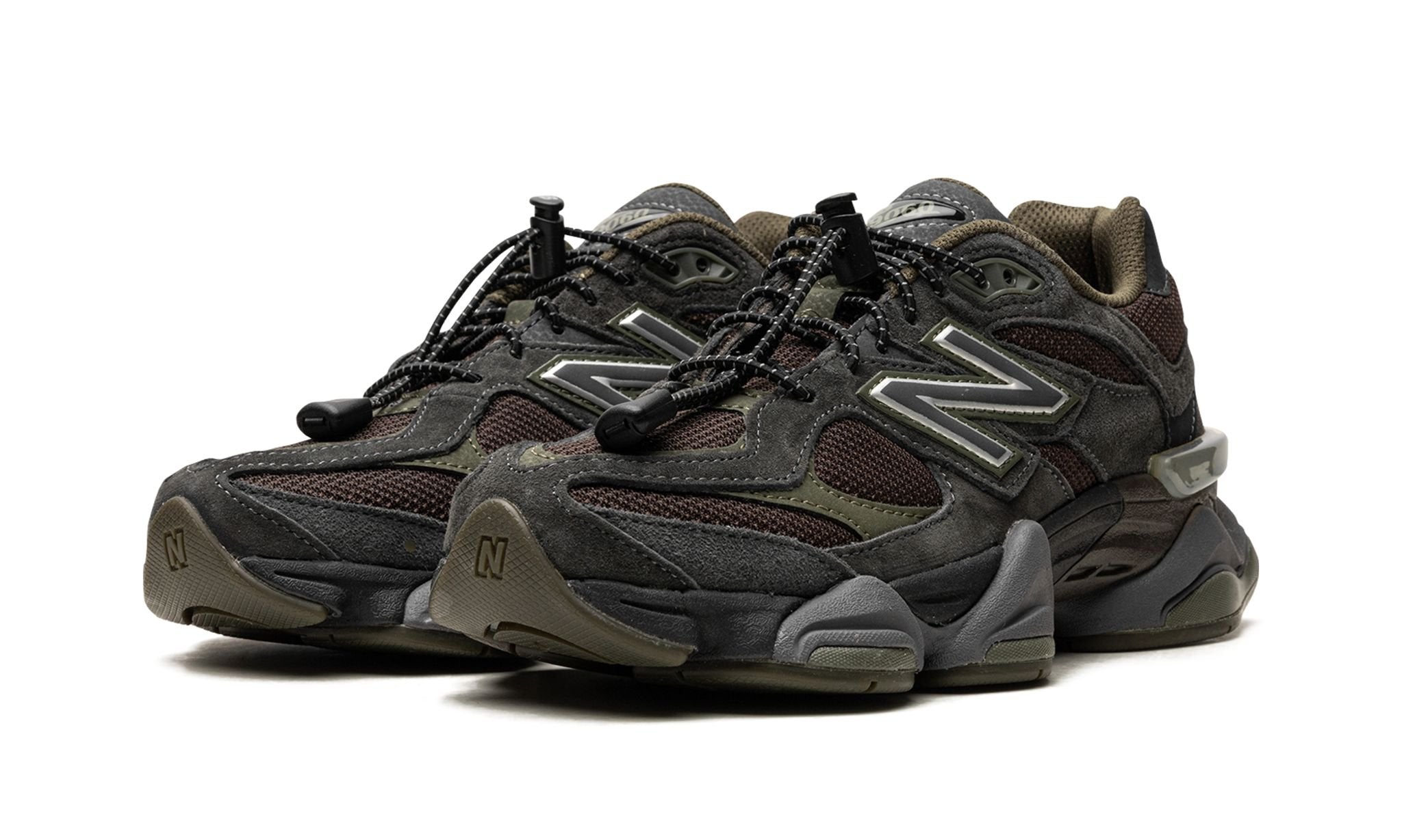 9060 'Blacktop Dark Moss'