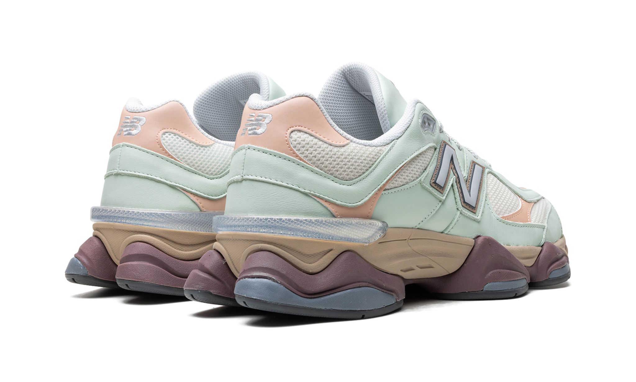 9060 'Clay Ash'