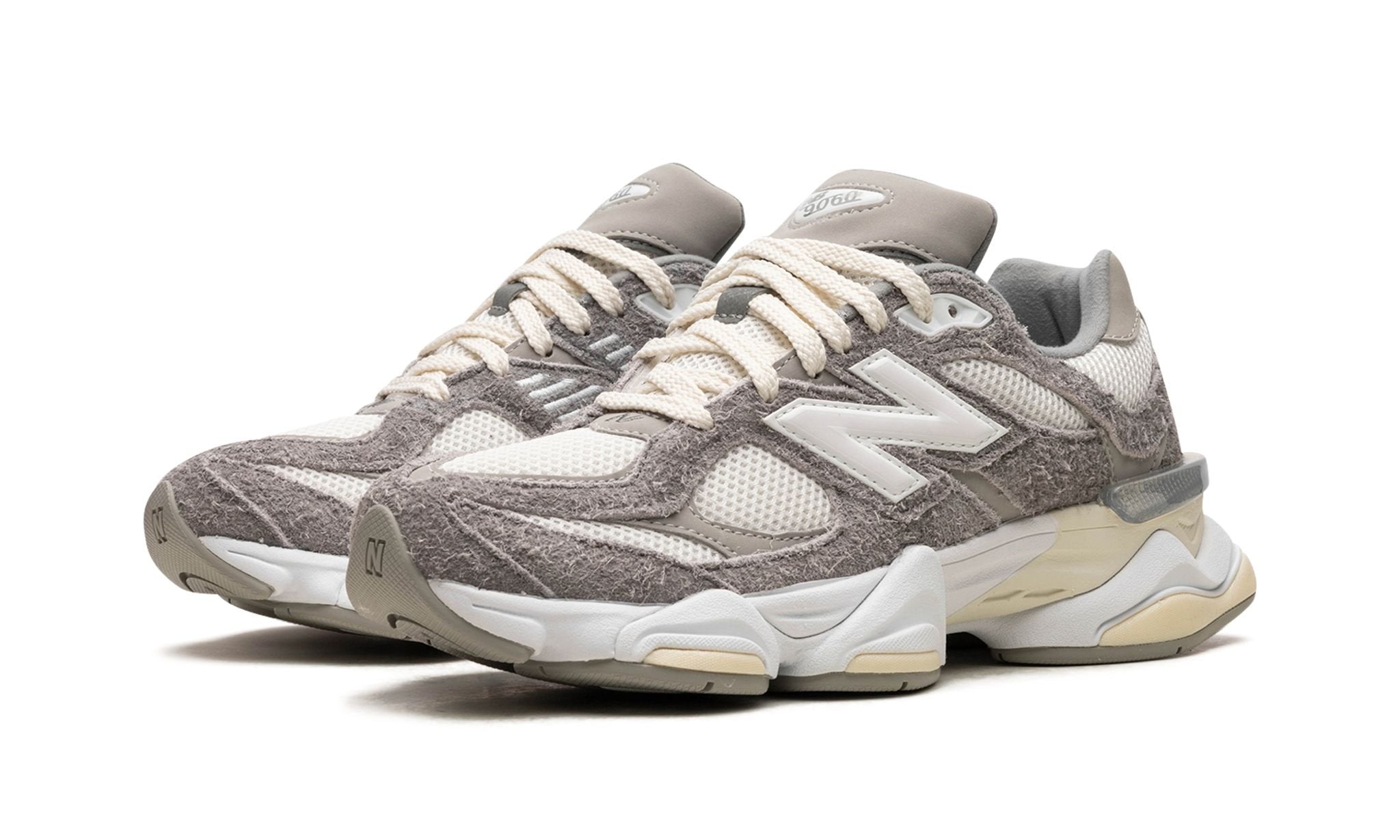 9060 'Grey White'