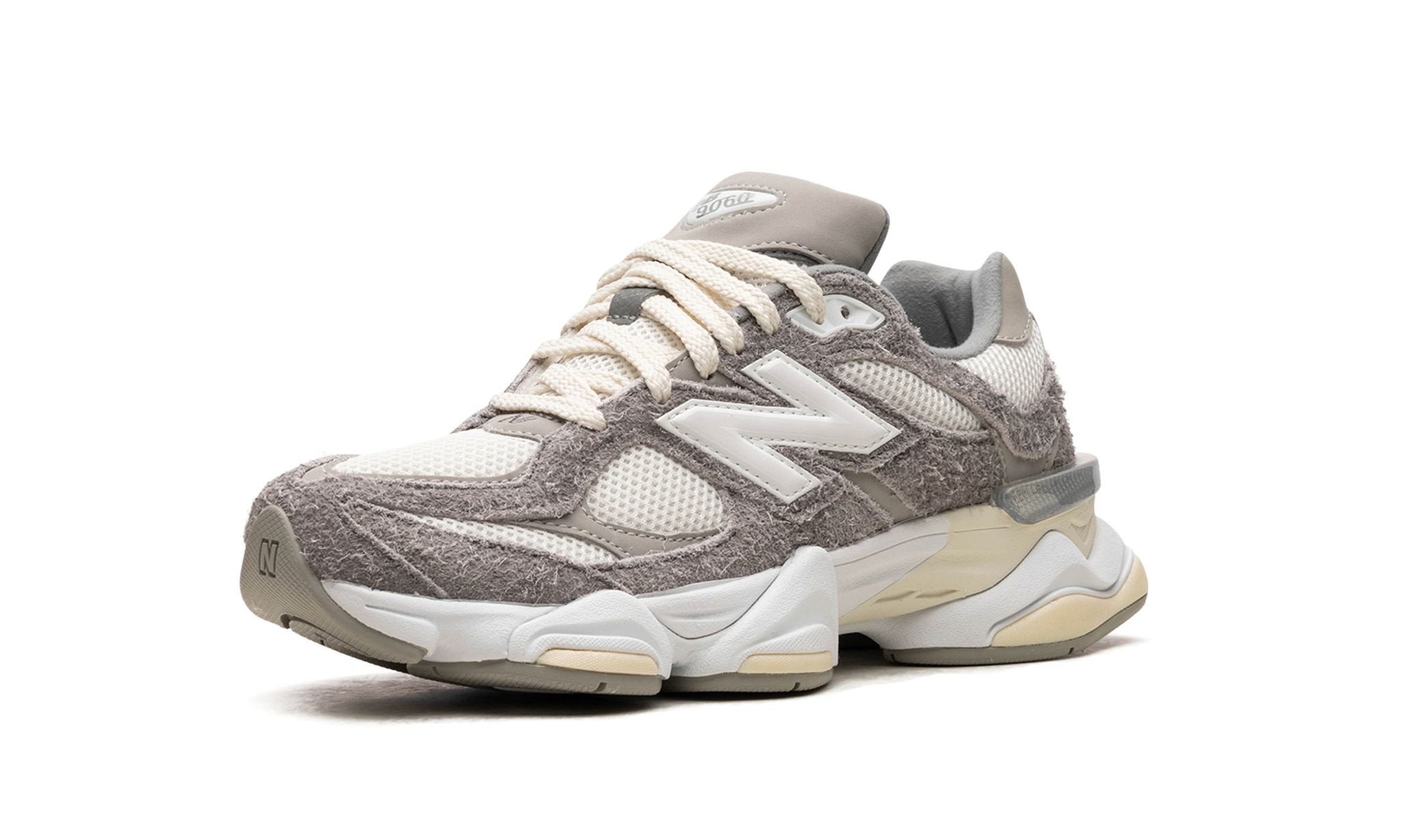 9060 'Grey White'