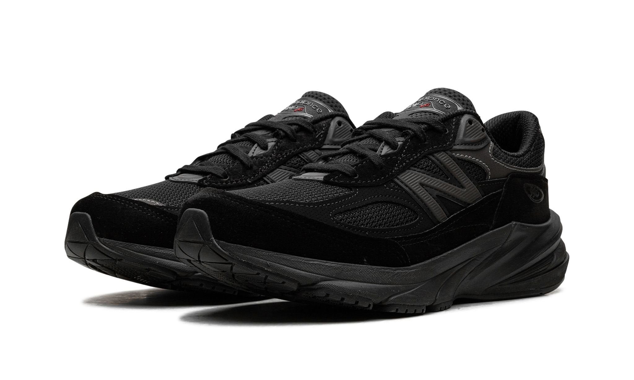 990v6 Made in USA 'Triple Black'