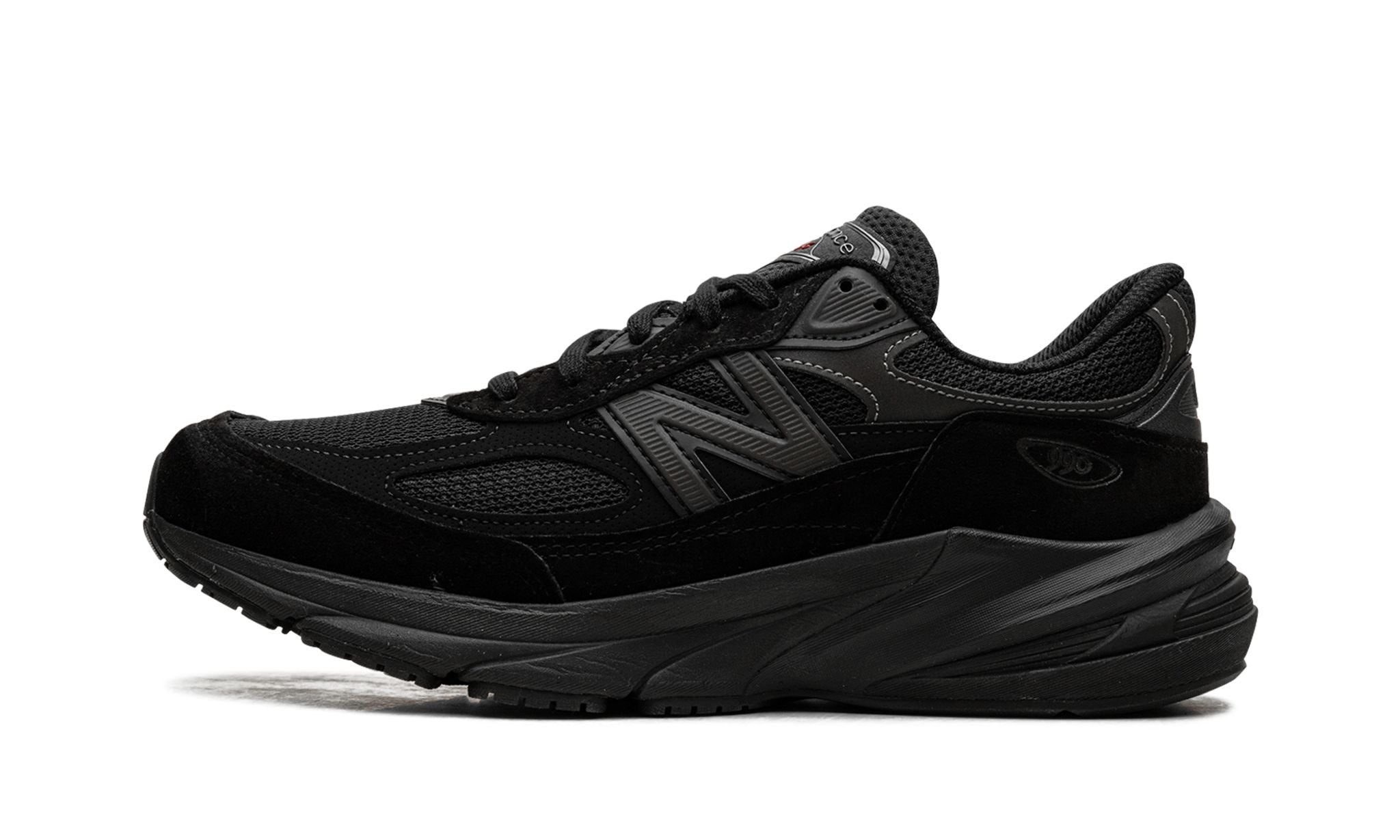 990v6 Made in USA 'Triple Black'