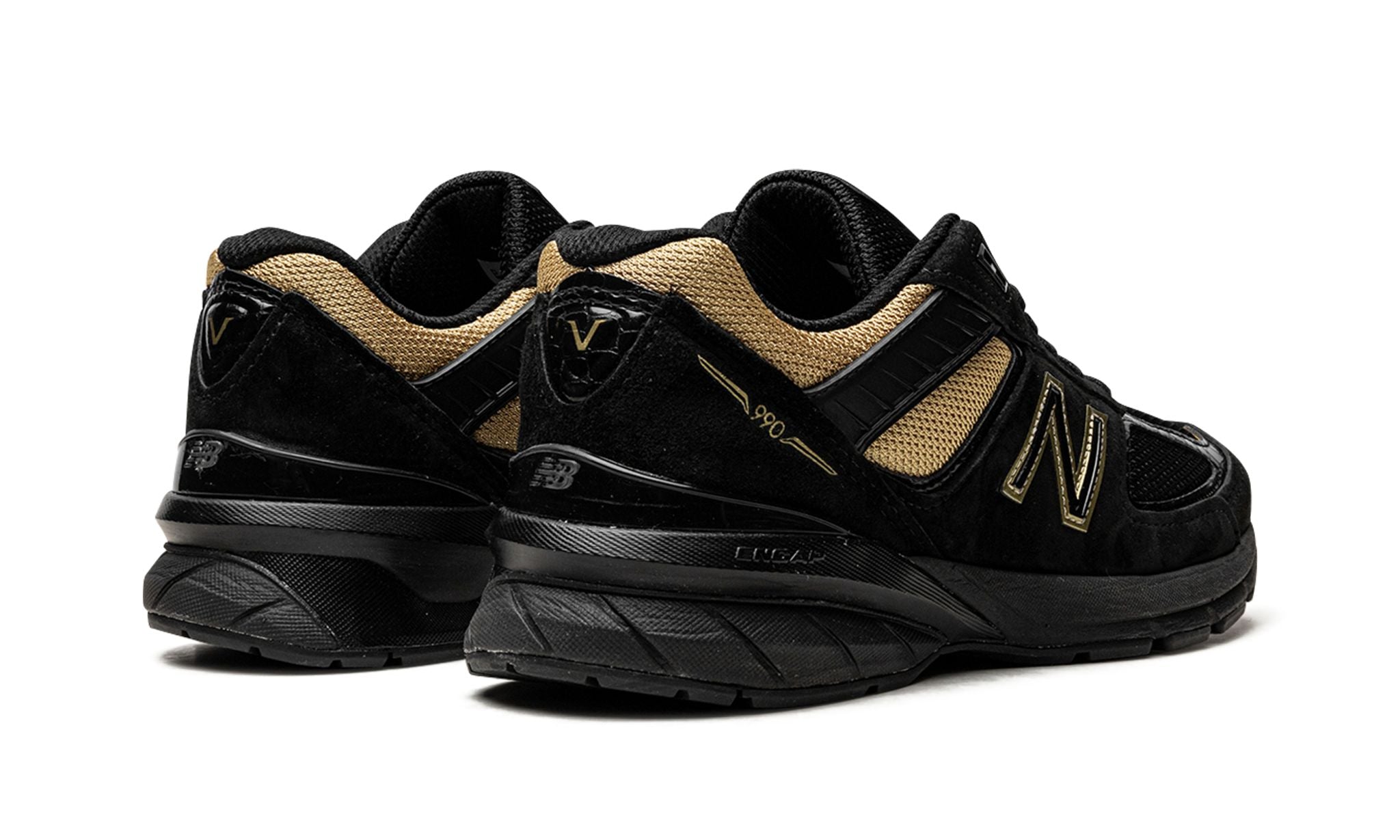 990v5 Made in USA 'Triple Black'