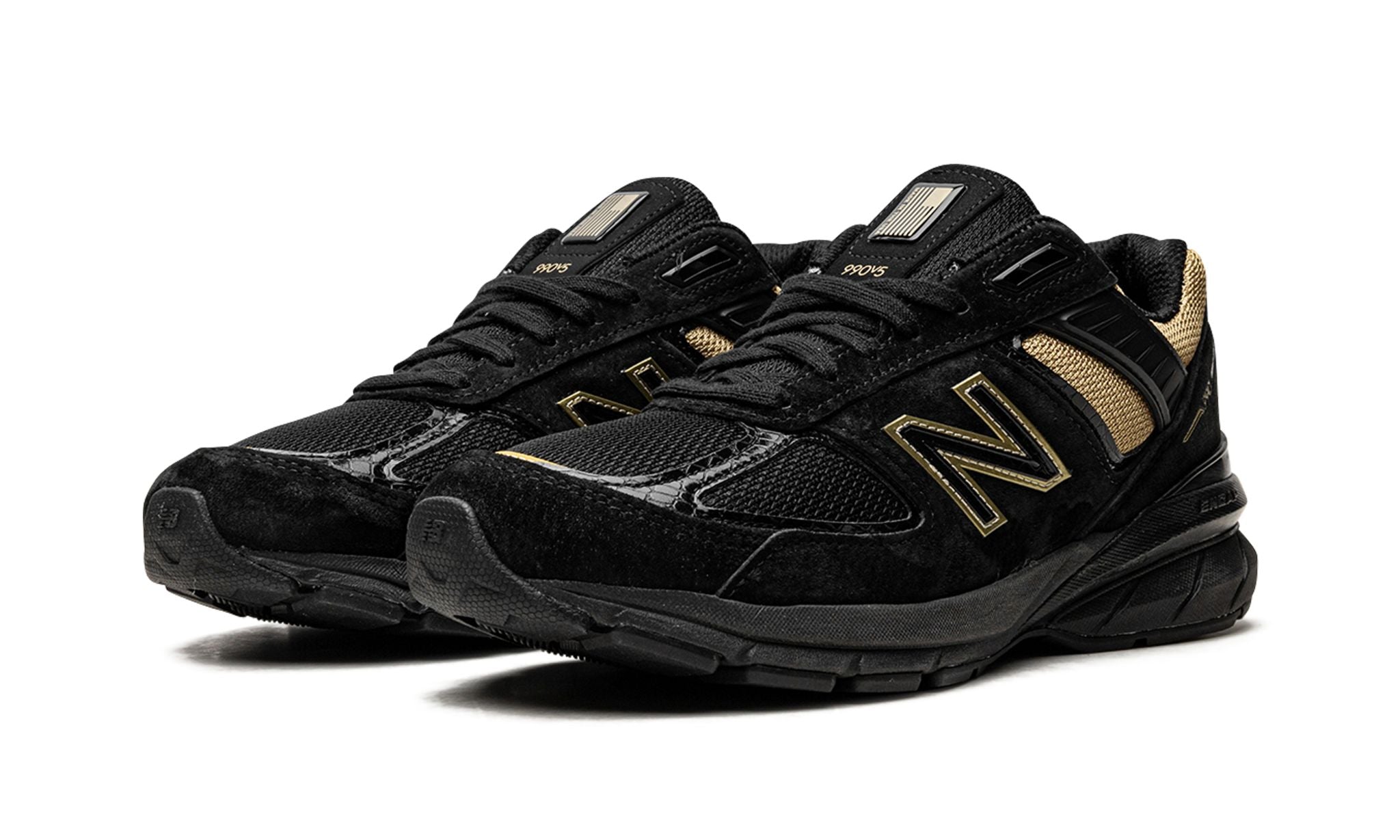 990v5 Made in USA 'Triple Black'