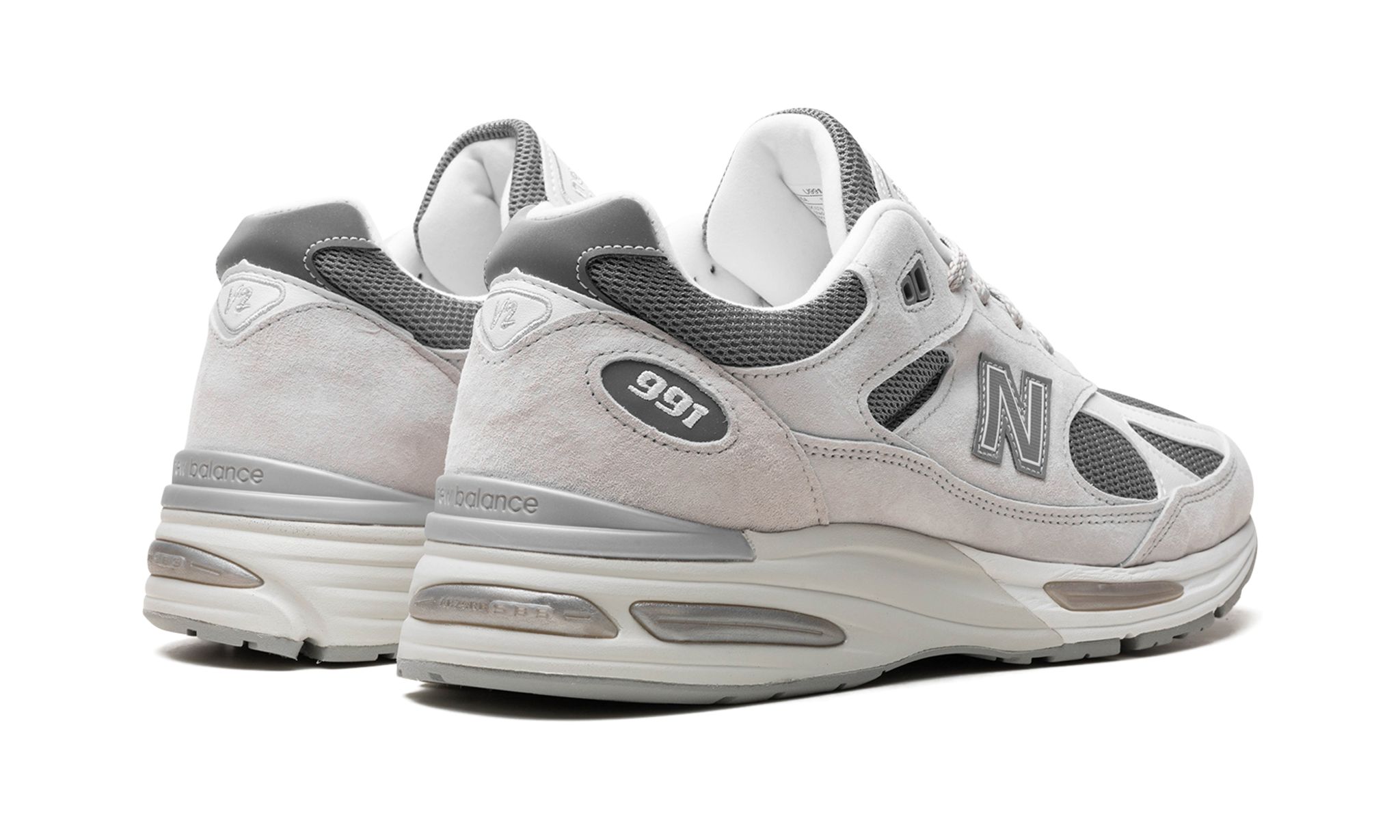 991v2 Made in England 'Nimbus Cloud'