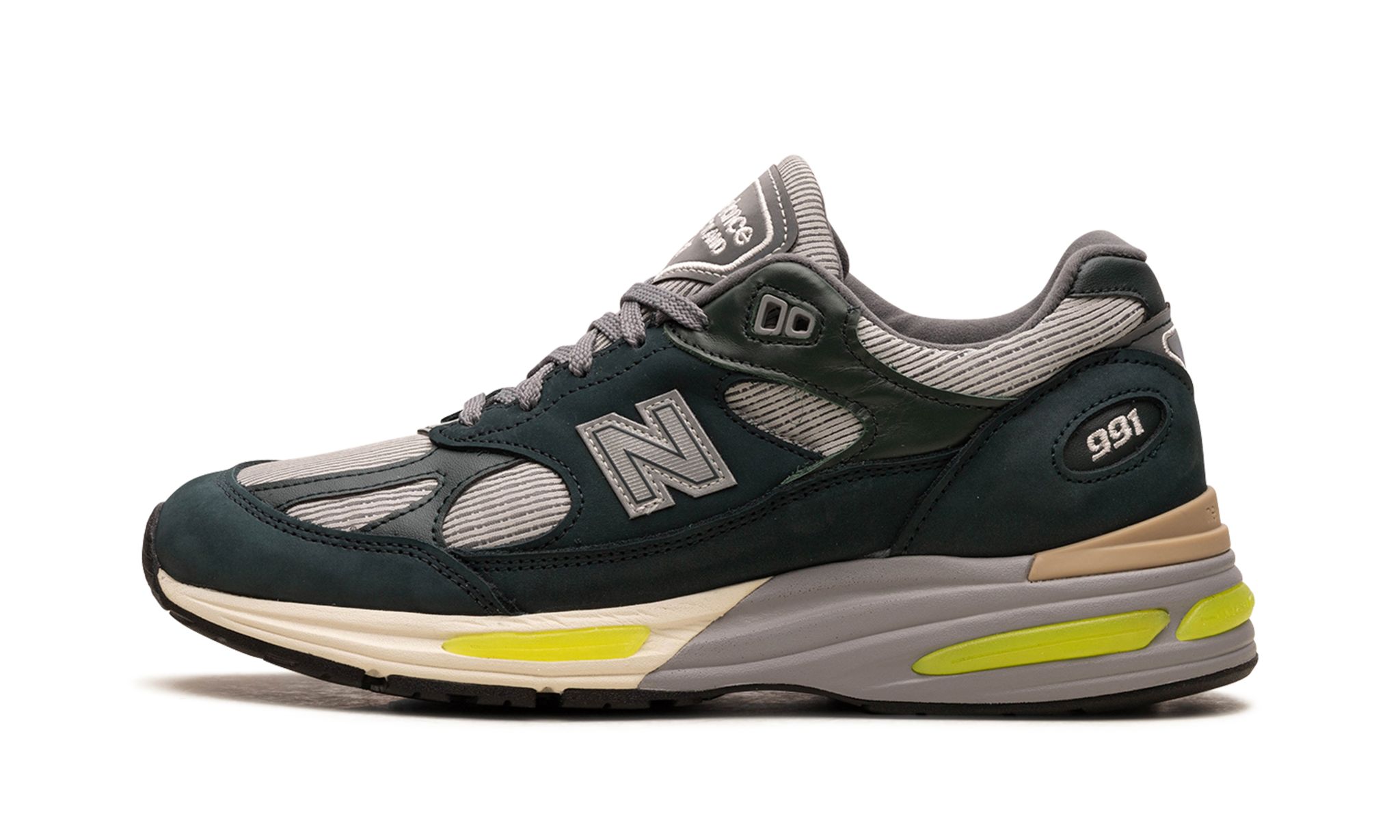Patta x 991v2 Made in England 'Sea Moss'