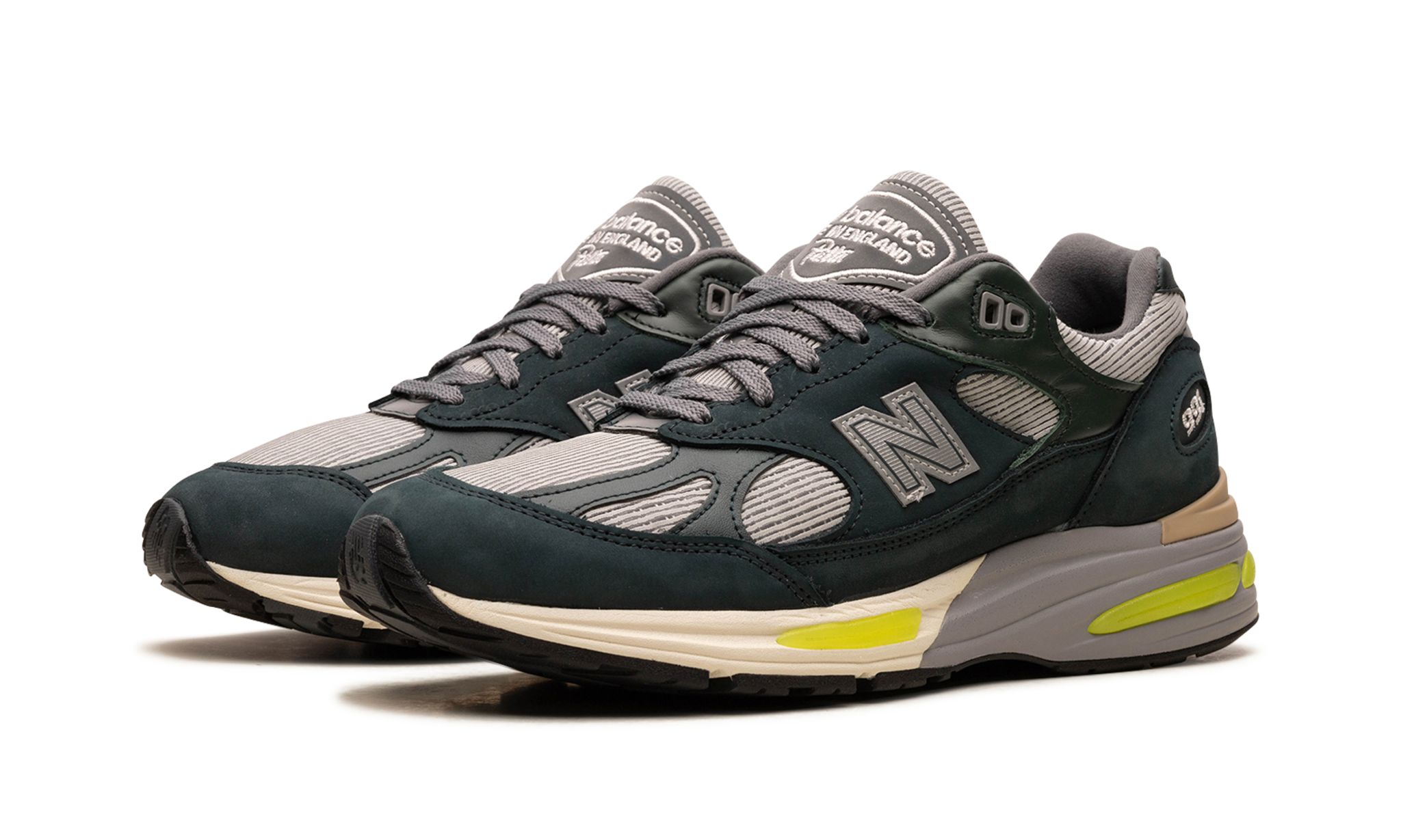 Patta x 991v2 Made in England 'Sea Moss'