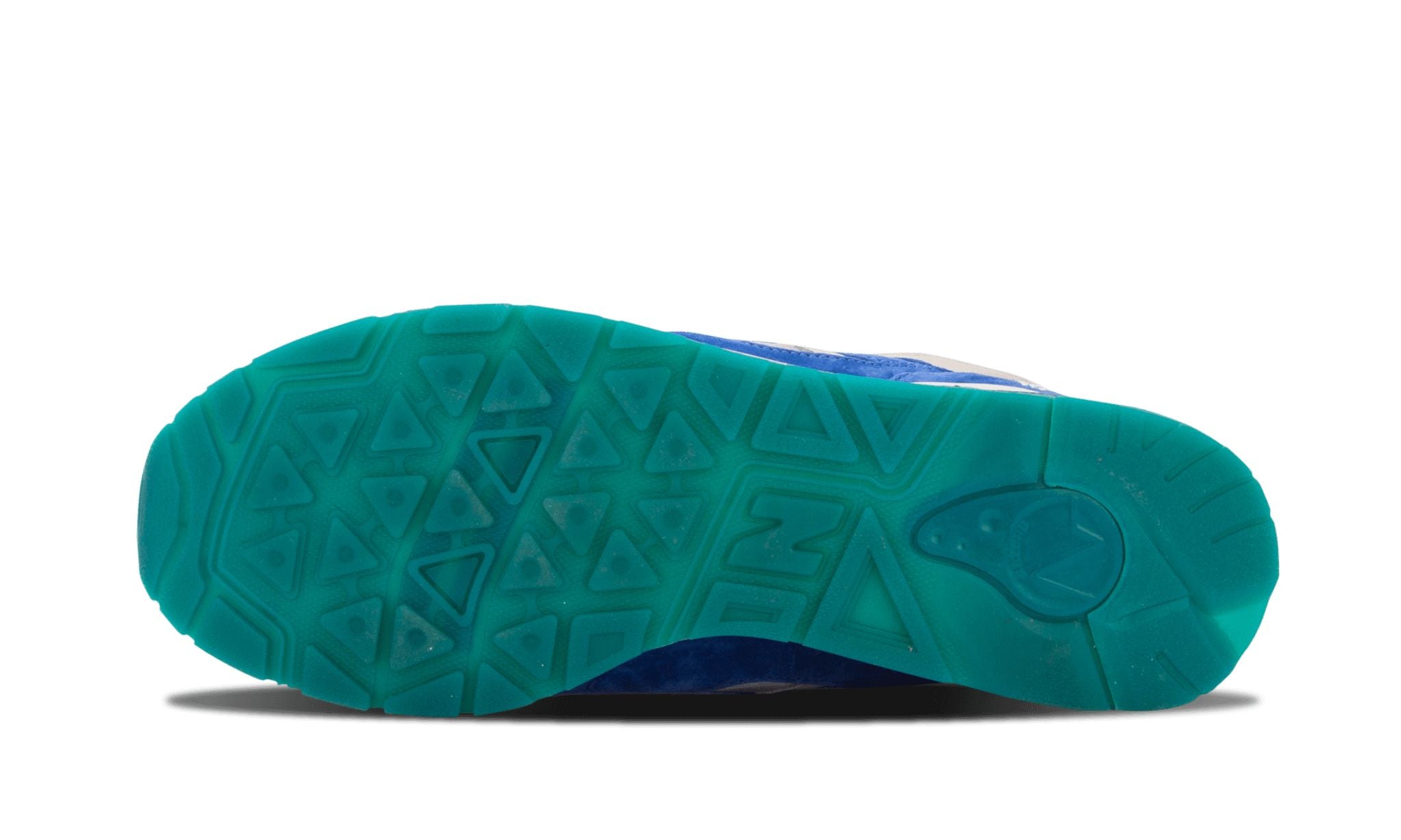 Nice Kicks x 1600 'Grand Anse'