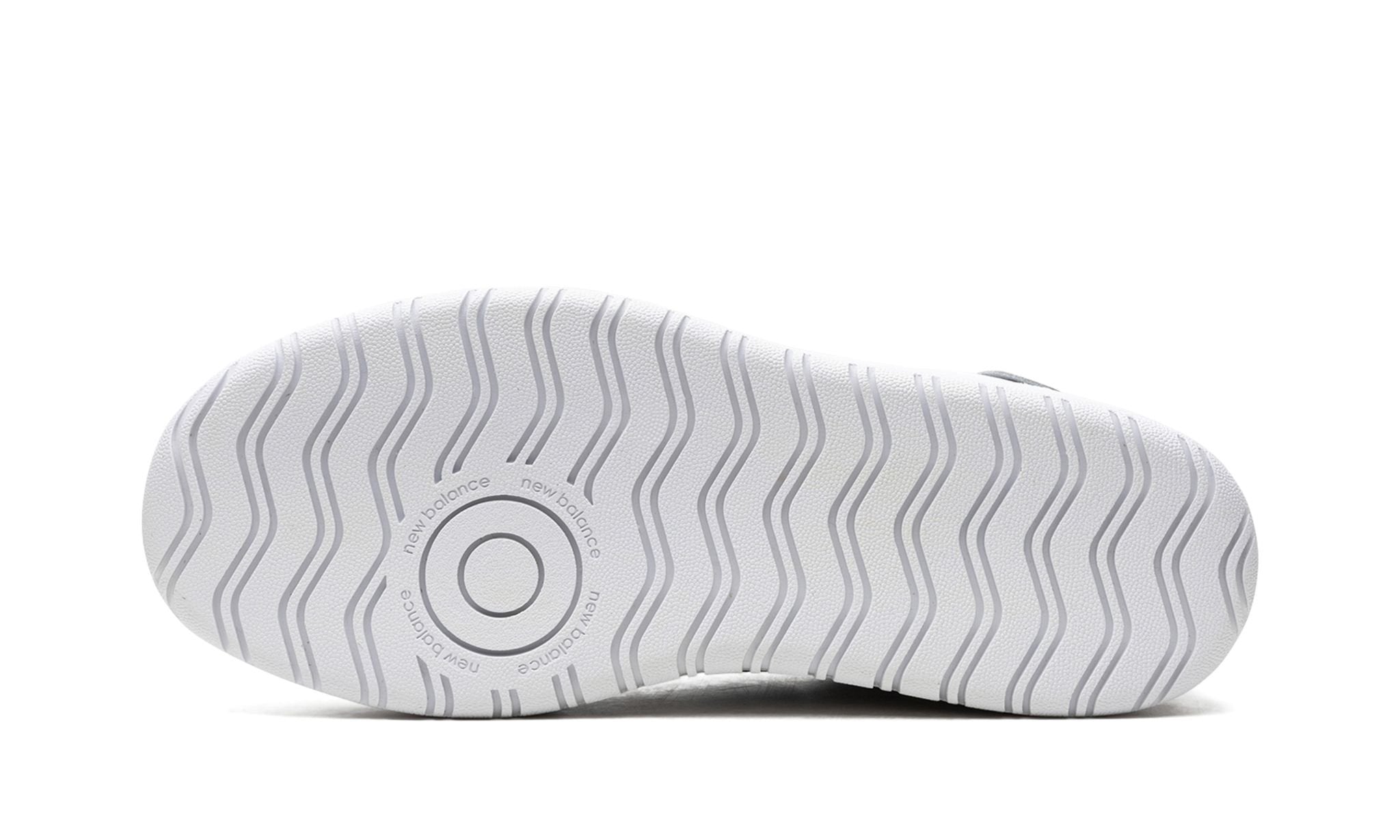 CT302 'White True Red'