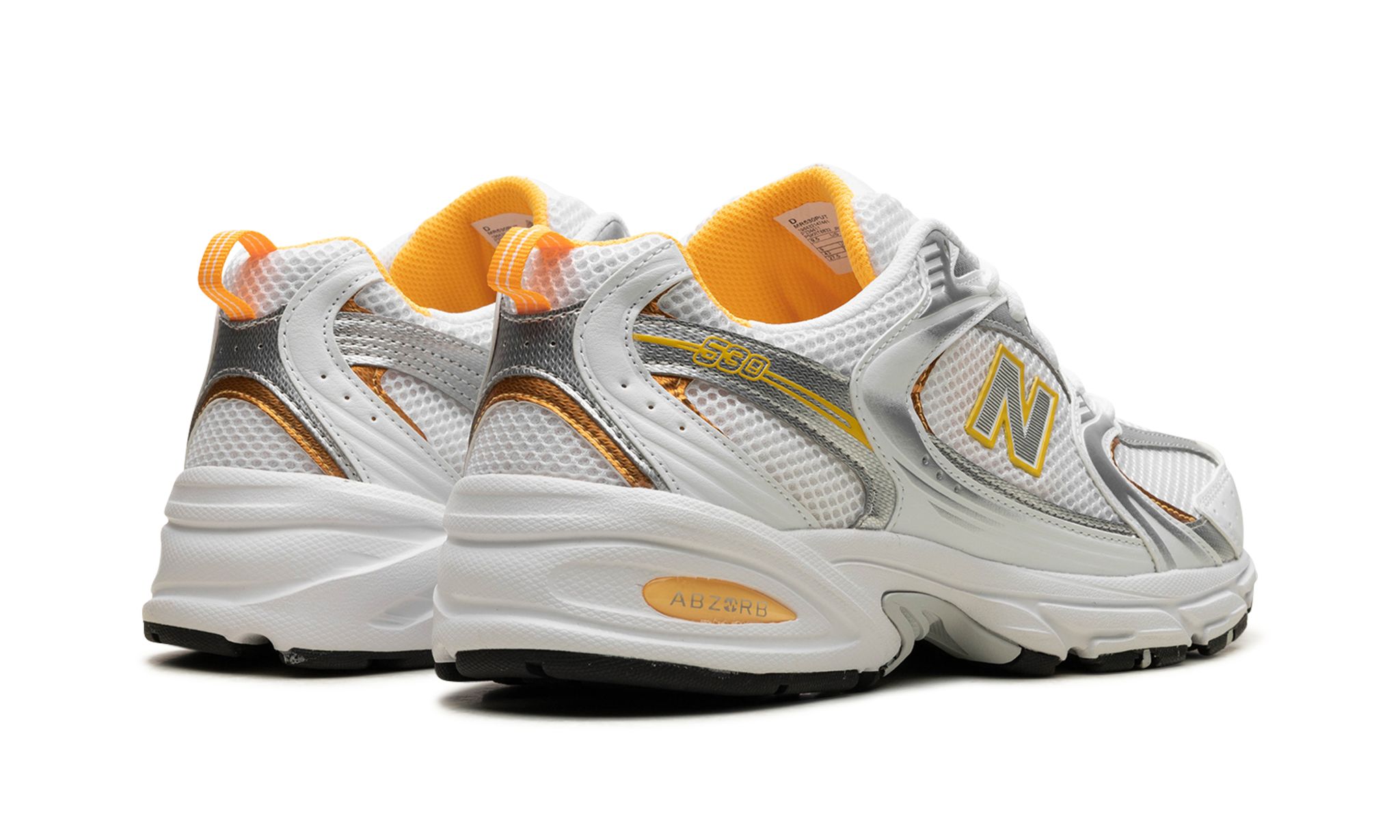 530 'White Vibrant Apricot'