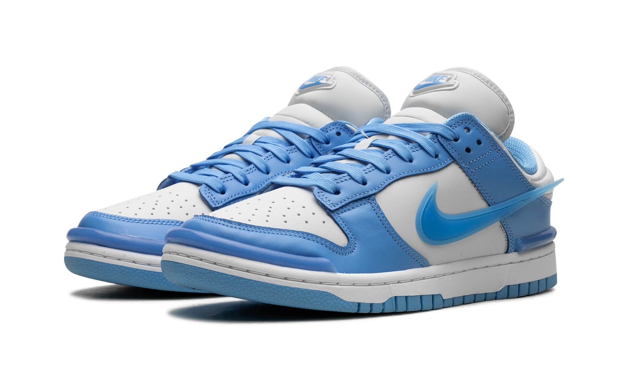 Wmns Dunk Low Twist 'University Blue'