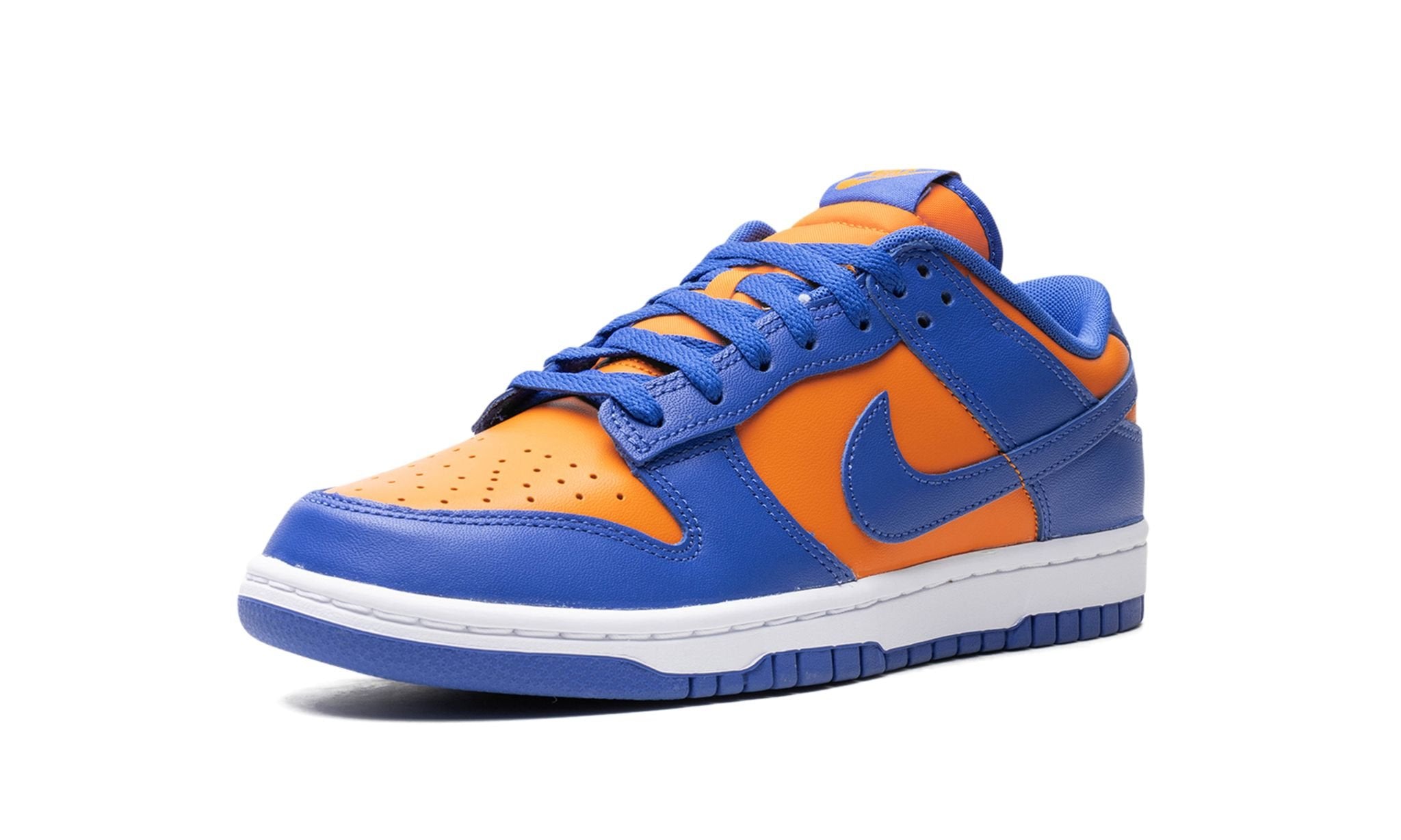 Dunk Low 'Knicks'
