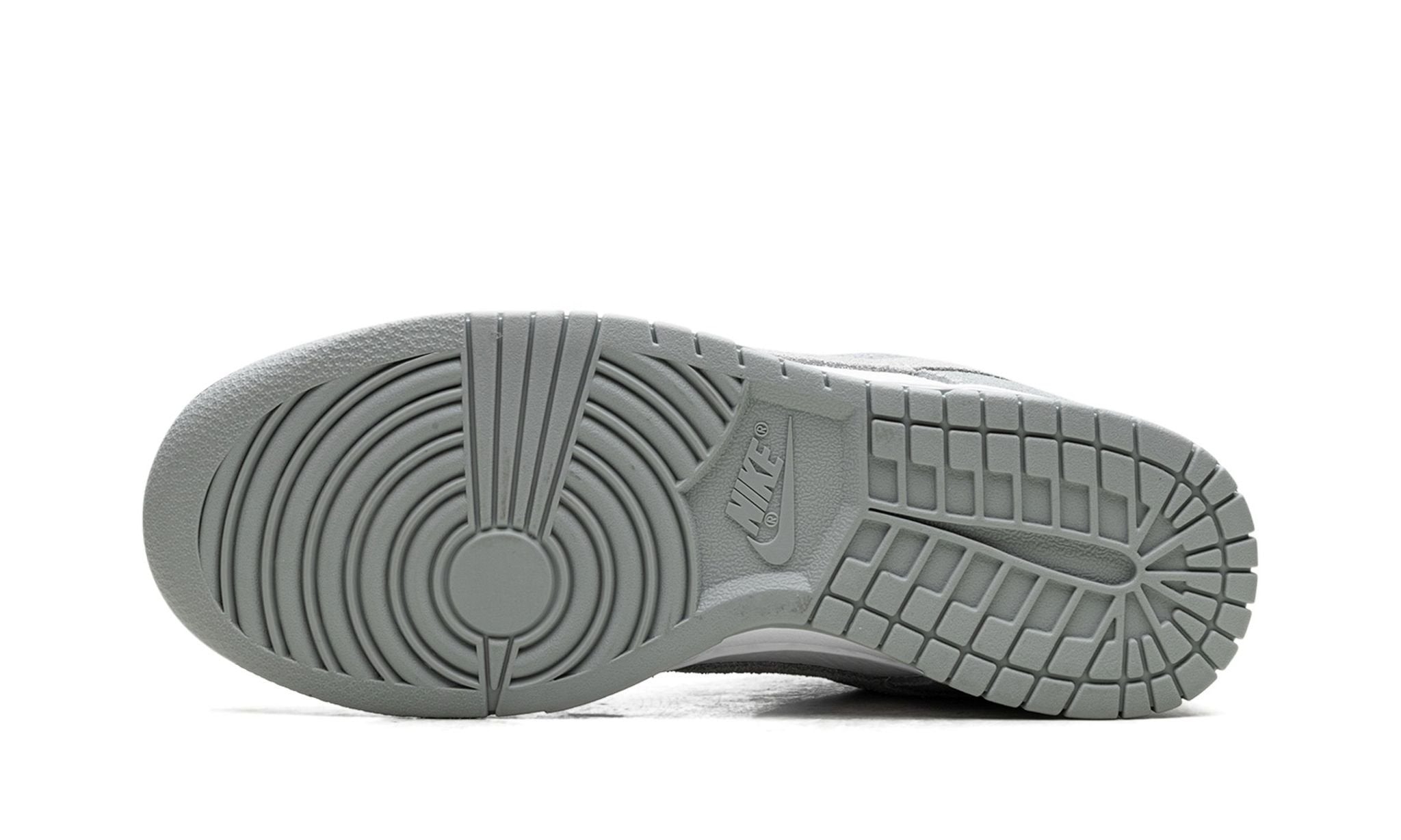 Dunk Low SE 'Light Pumice'