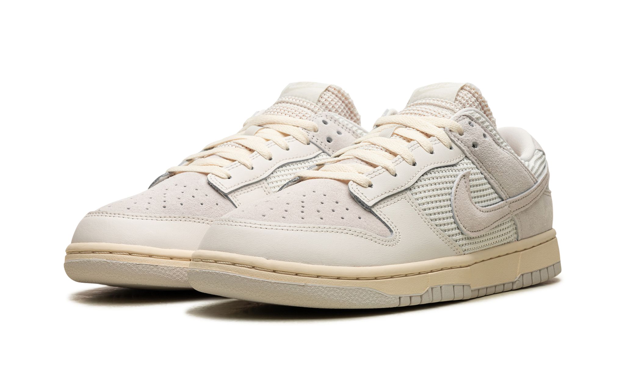 Dunk Low 'Phantom'