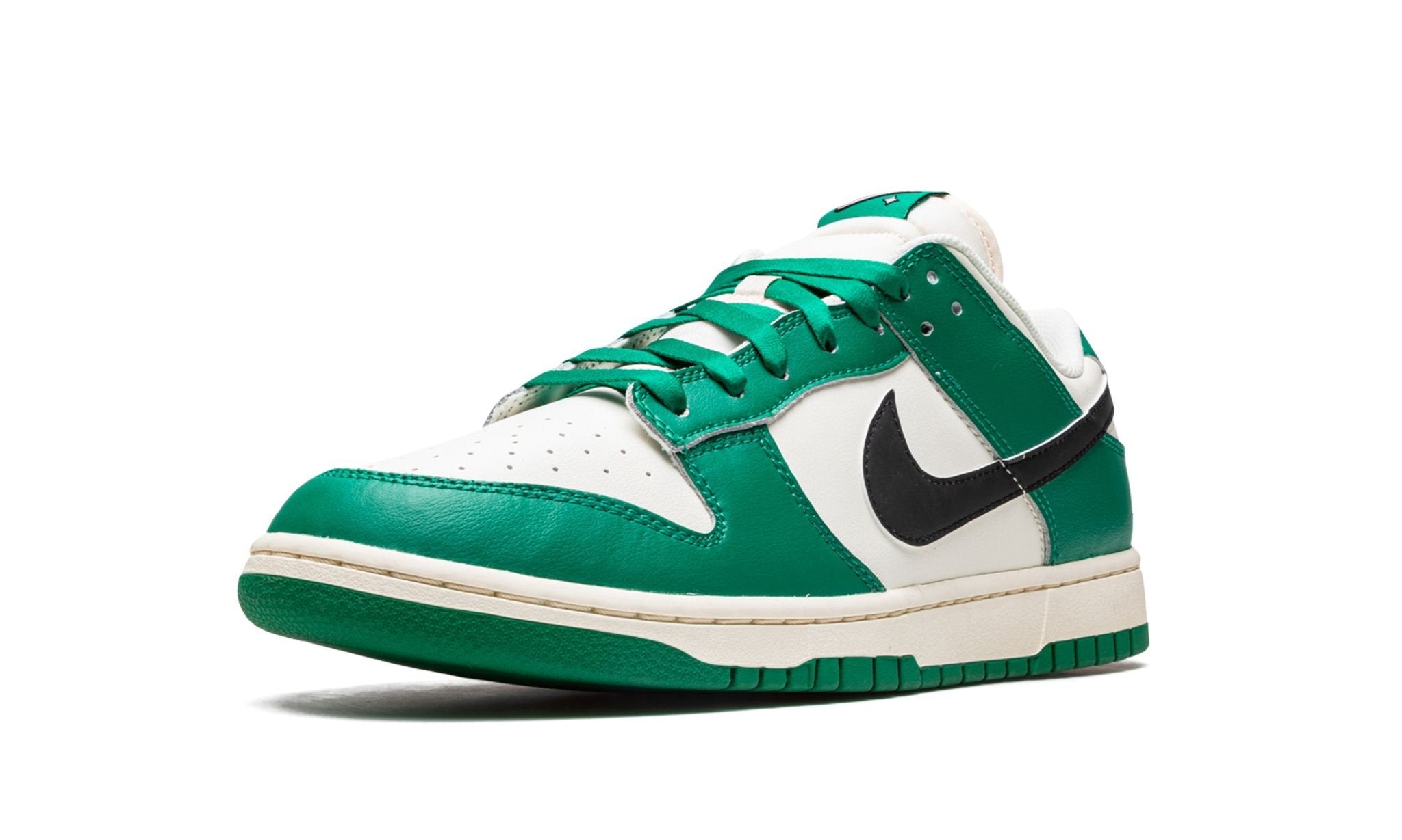 Dunk Low SE "Lottery Pack - Green"