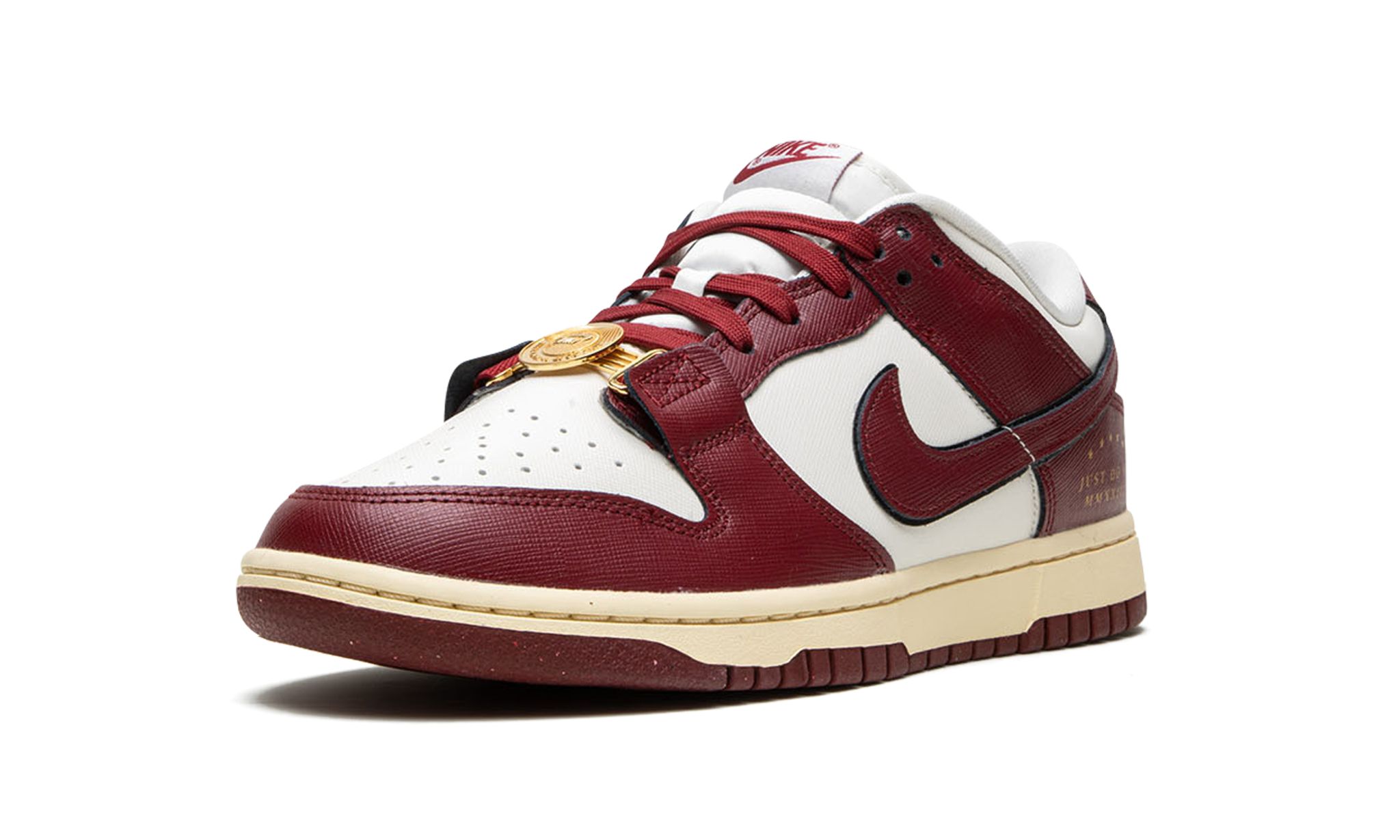 Dunk Low SE Sisterhood Team Red