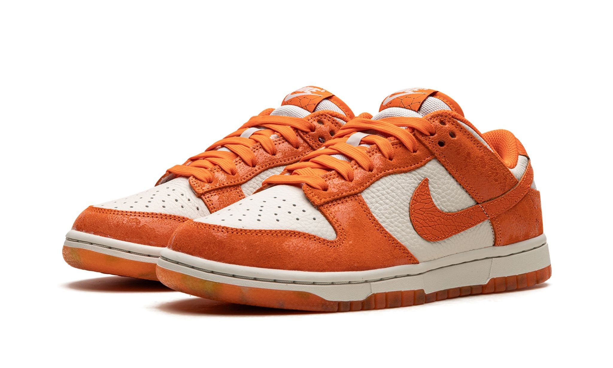 Dunk Low Cracked Orange