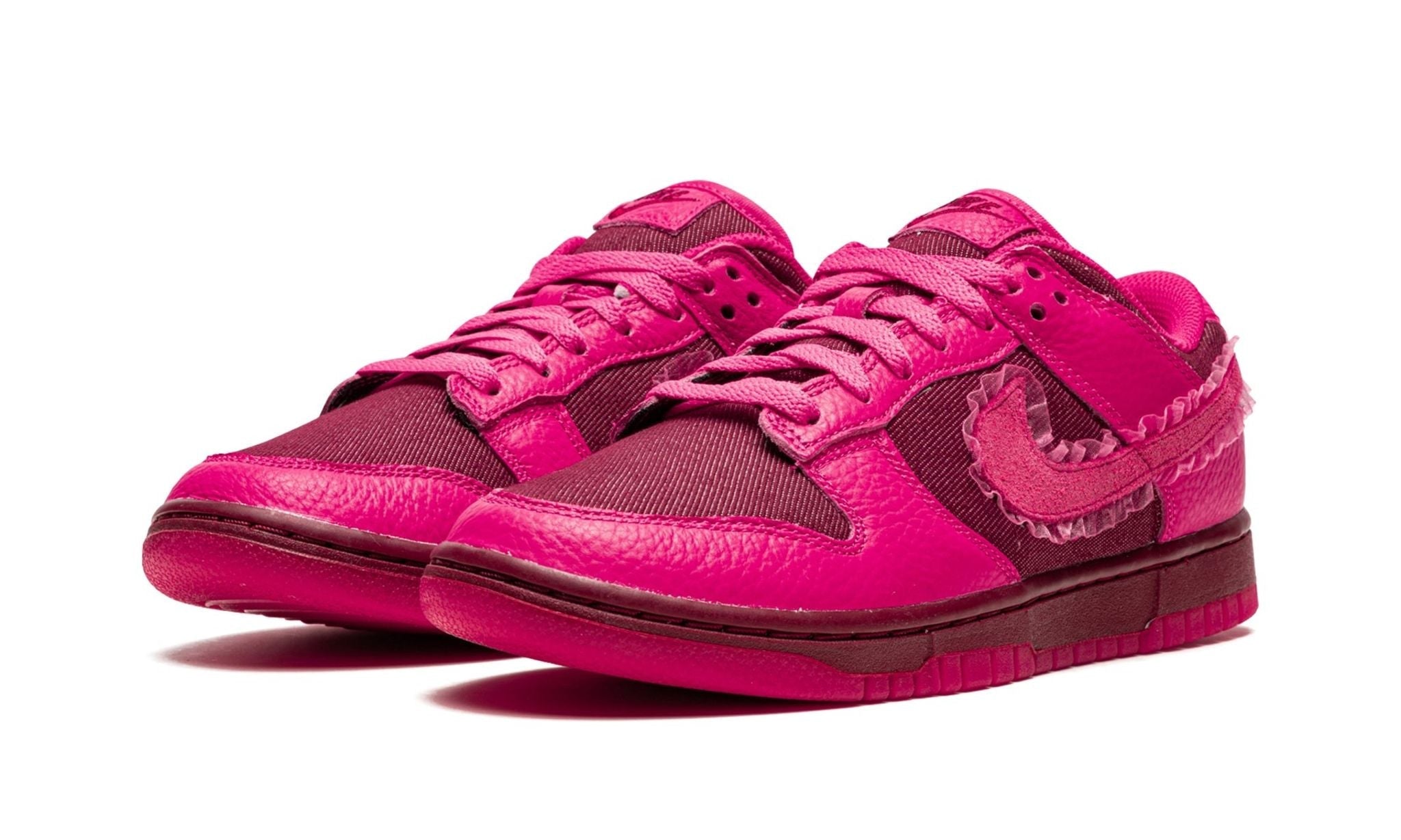 Wmns Dunk Low Valentines (2022)
