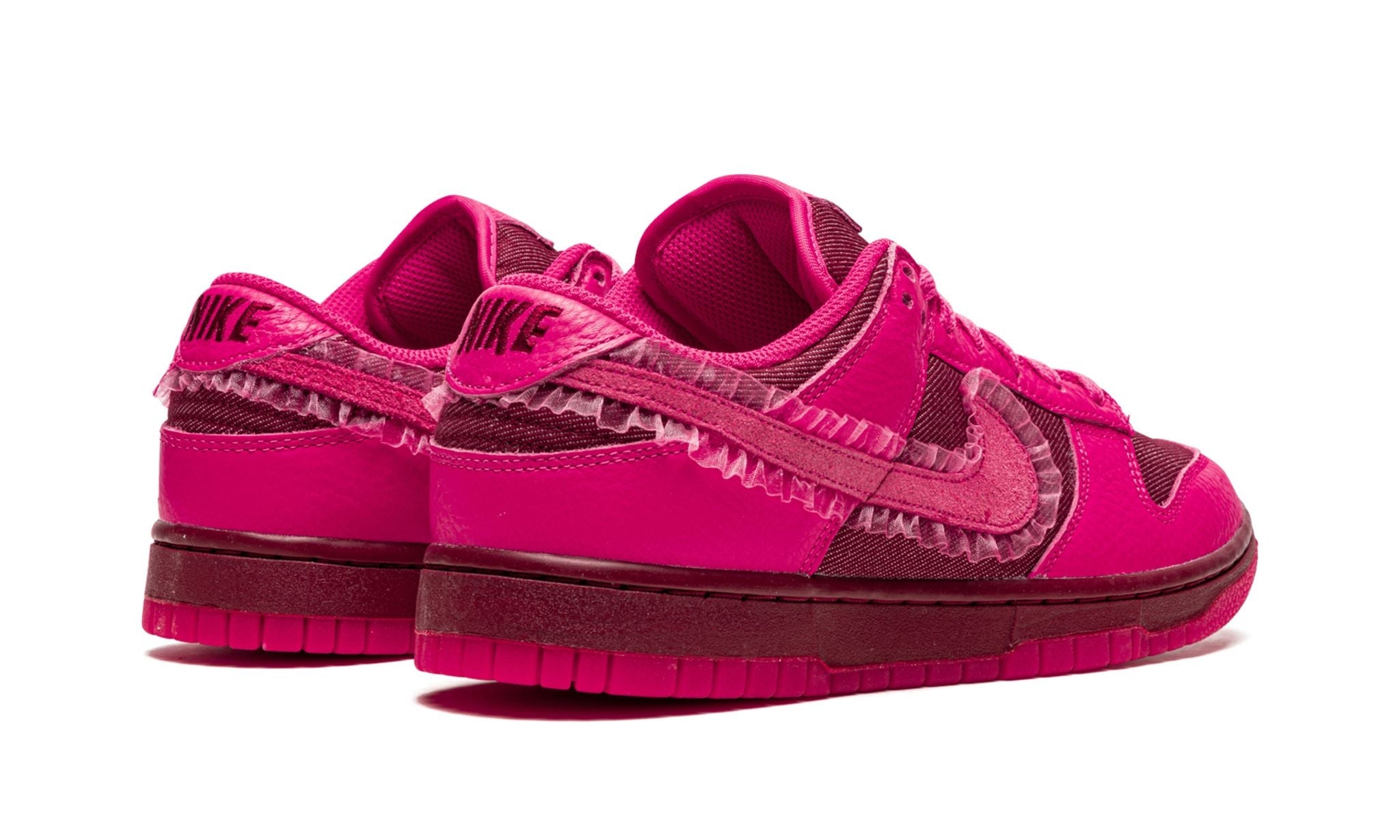 Wmns Dunk Low Valentines (2022)
