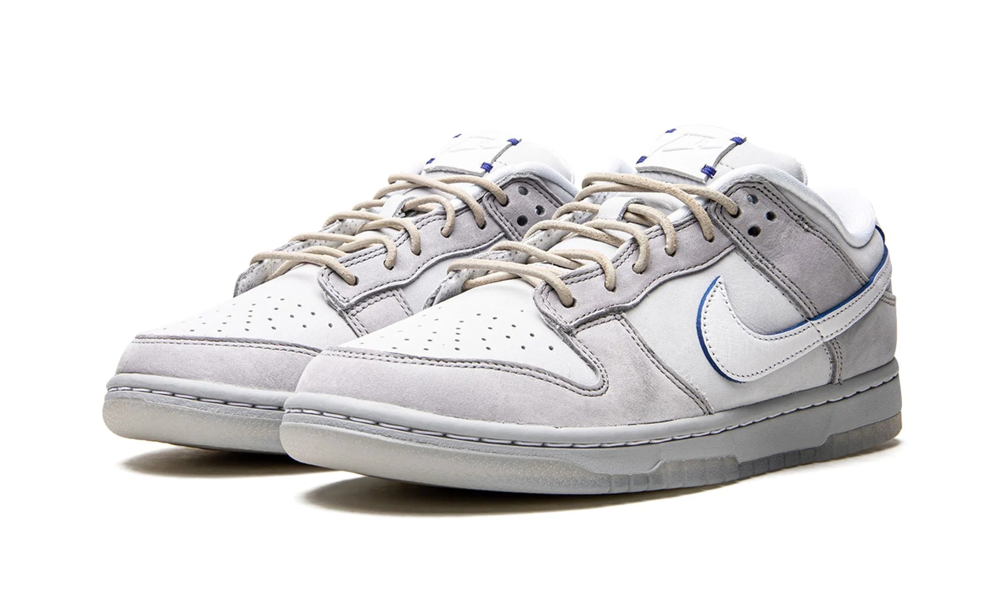 Dunk Low Pure Platinum Wolf Grey