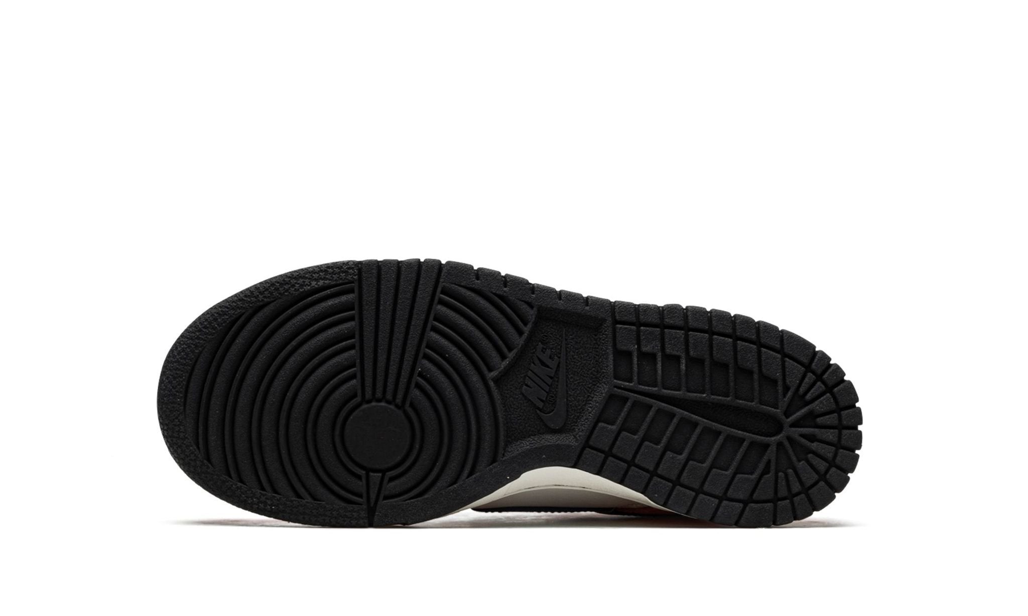 Dunk Low GS "Halloween 2022"