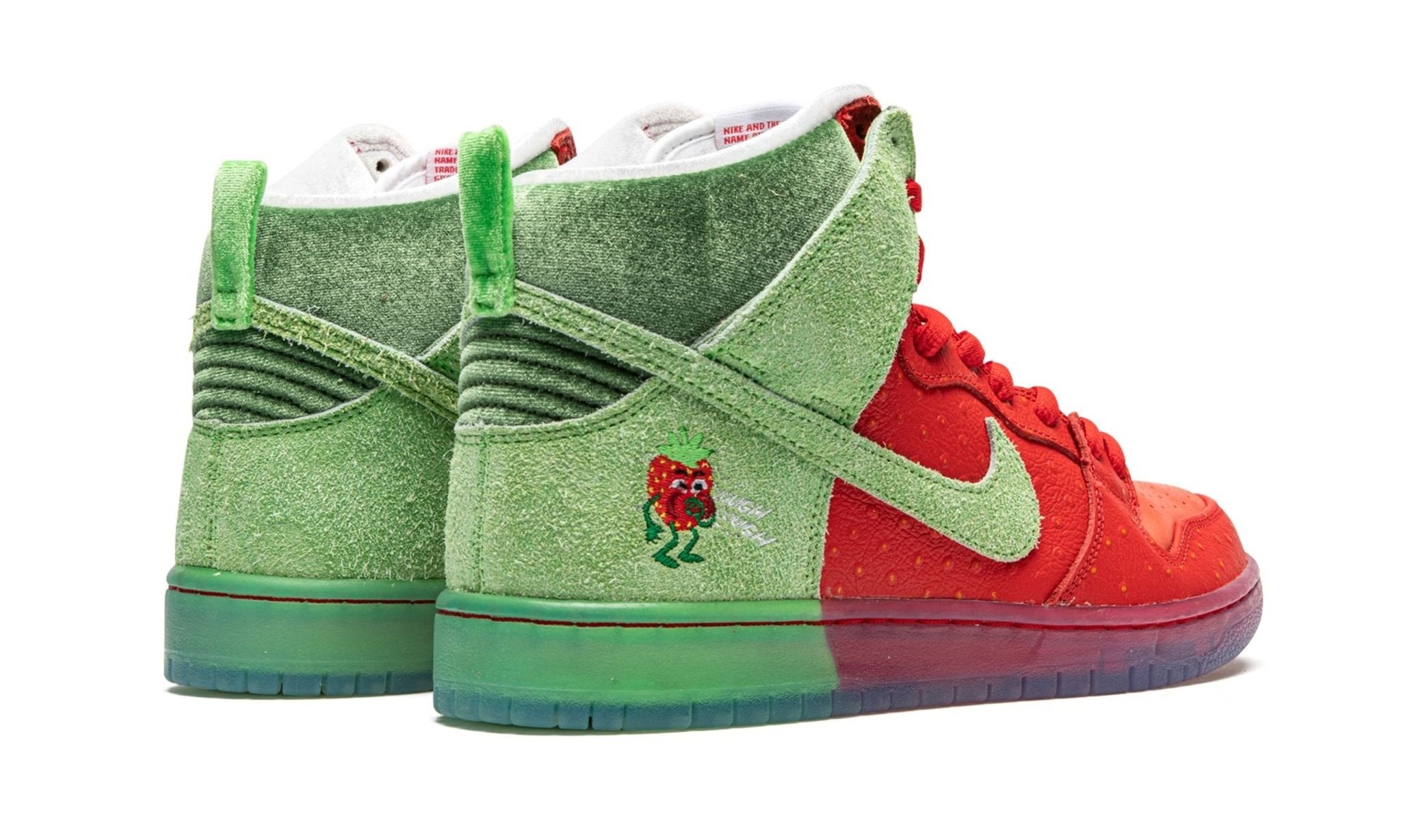 SB Dunk High Strawberry Cough