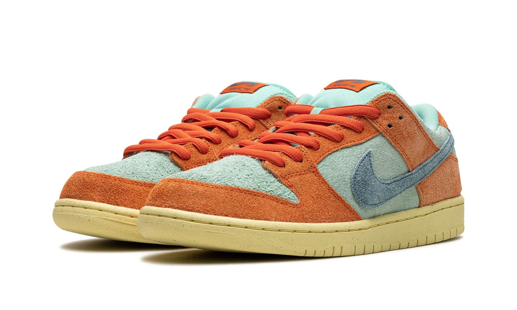 SB Dunk Low Orange And Emerald Rise