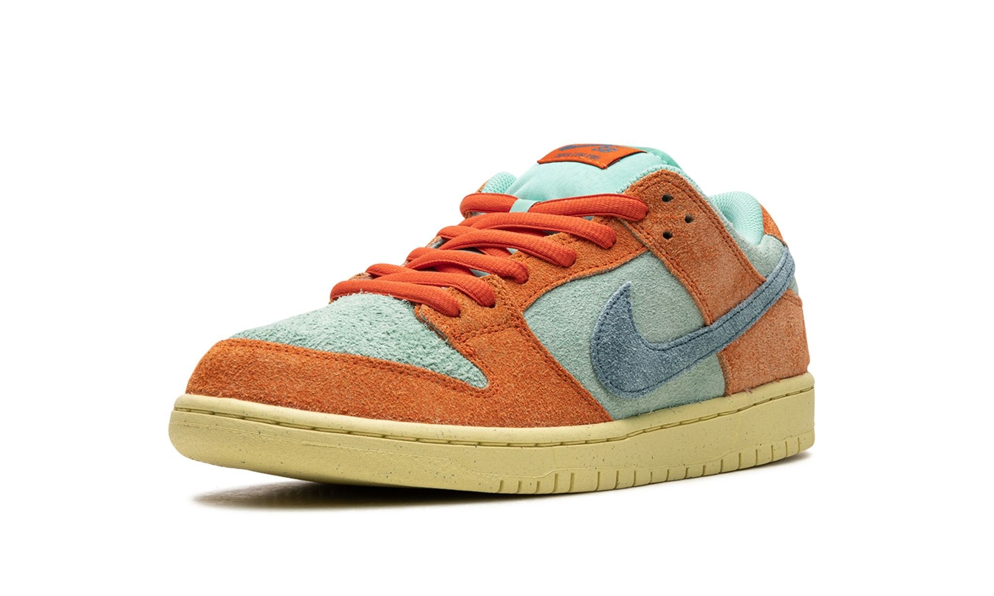 SB Dunk Low Orange And Emerald Rise