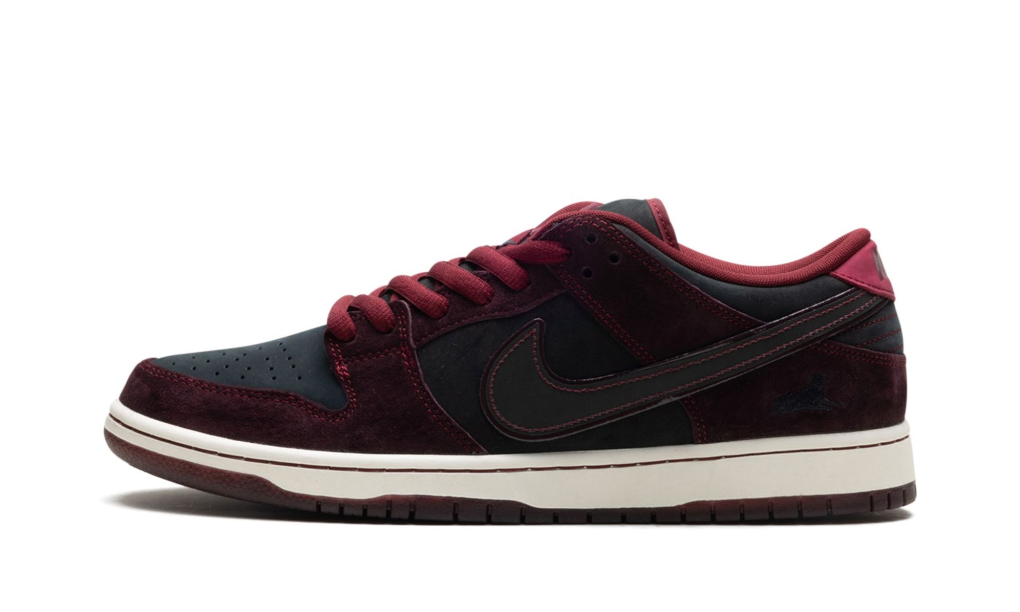 RIOT Skateshop x Dunk Low SB 'Mahogany Dark Beetroot'