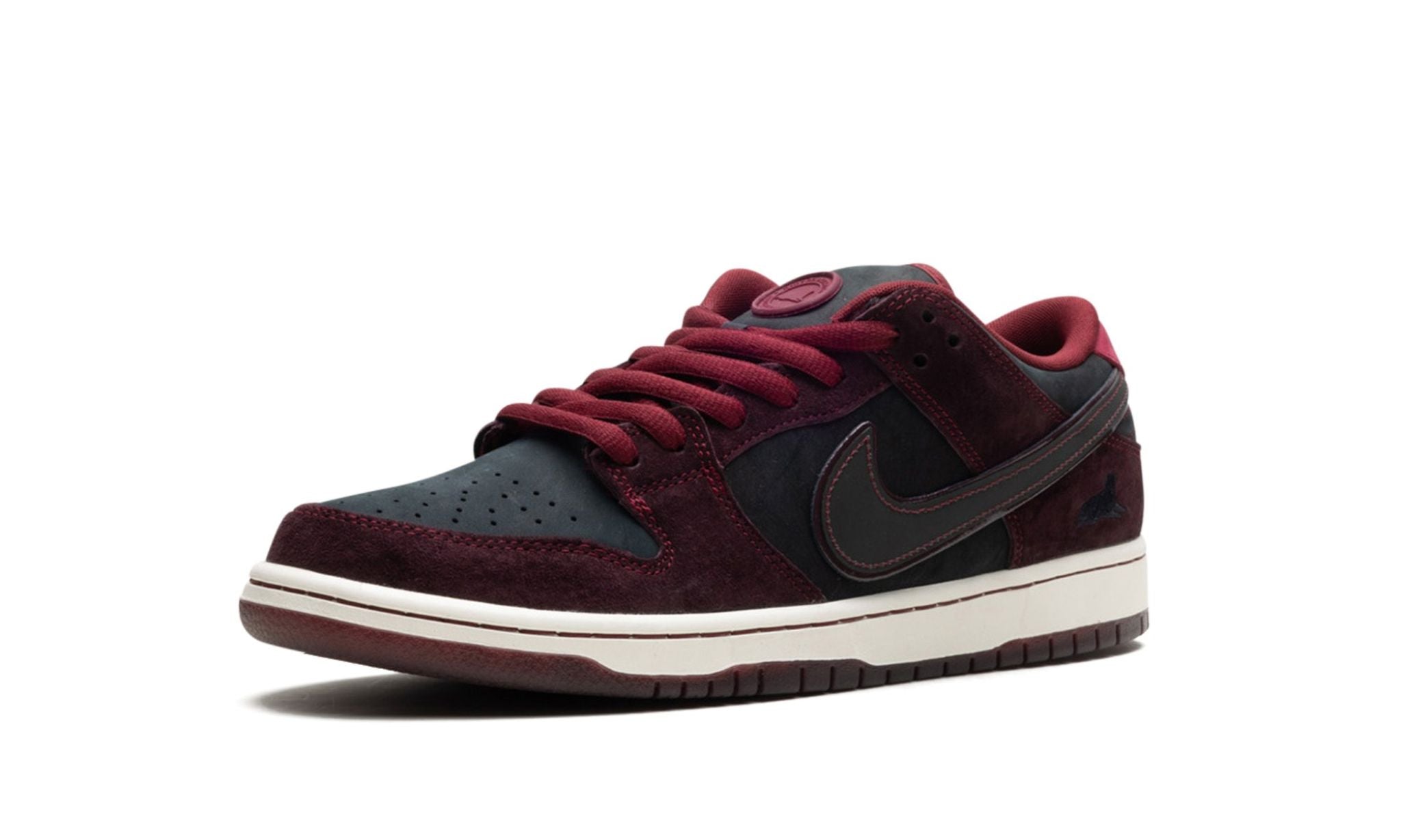 RIOT Skateshop x Dunk Low SB 'Mahogany Dark Beetroot'