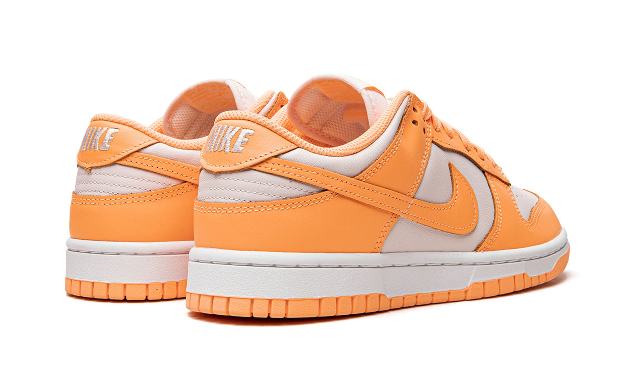 Wmns Dunk Low Peach Cream