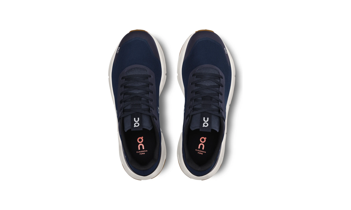 On Running Cloudnova Form 2 Midnight Ivory - Guerdon Kicks -
